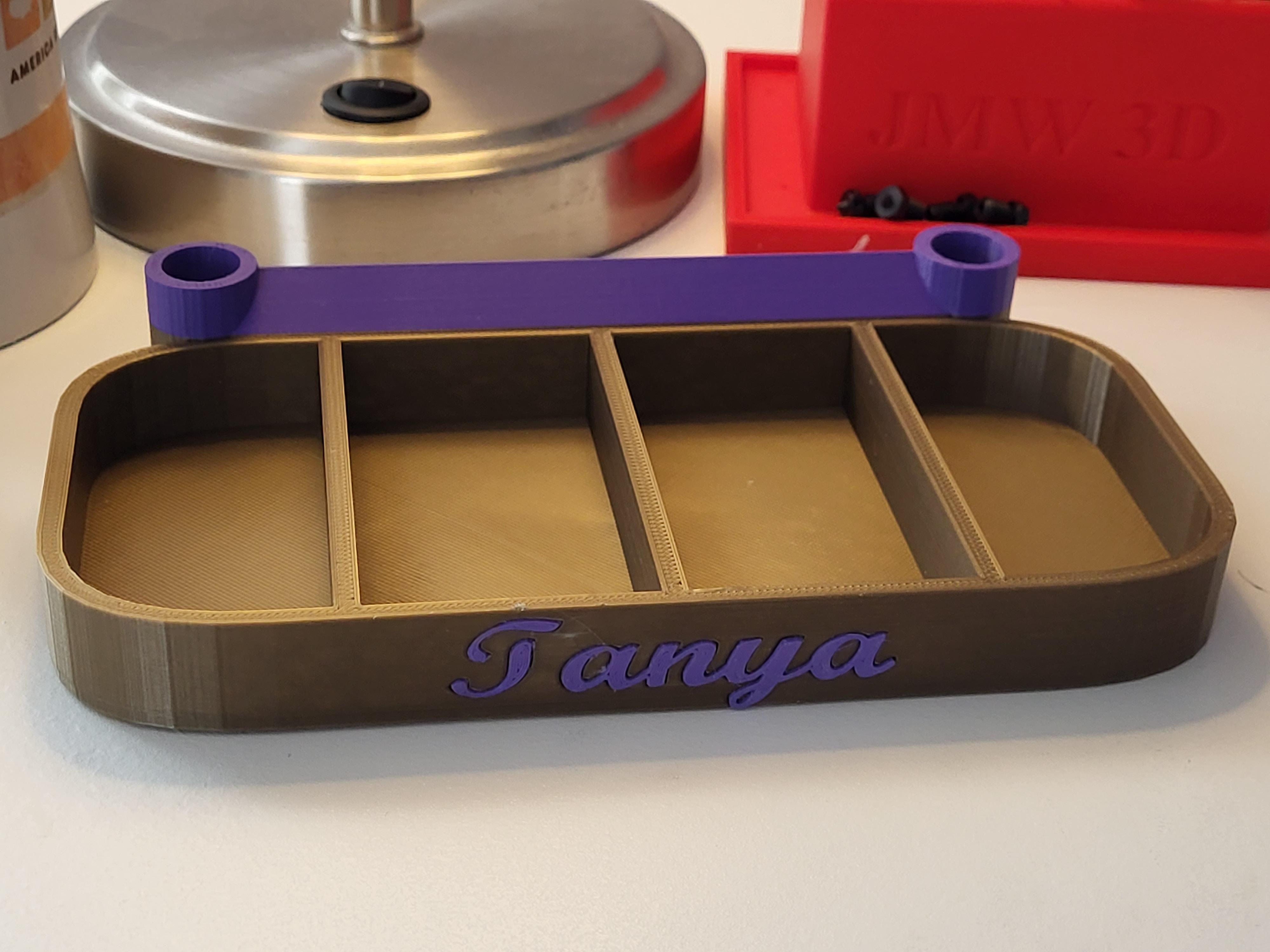 Tnayas parts tray