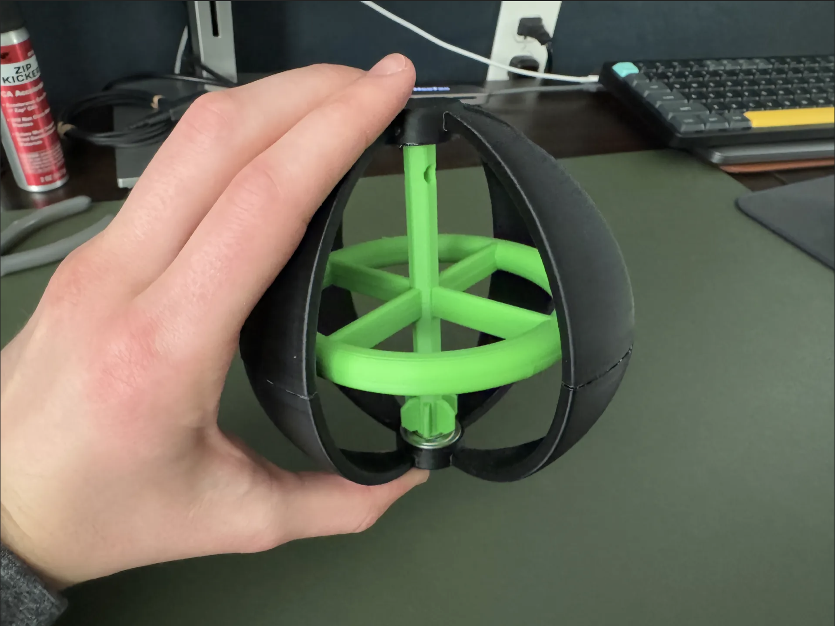 Gyroscope — thumbnail 3