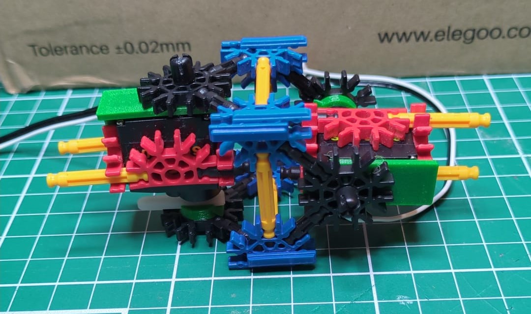 Micro Knex Hip joint for Robotics