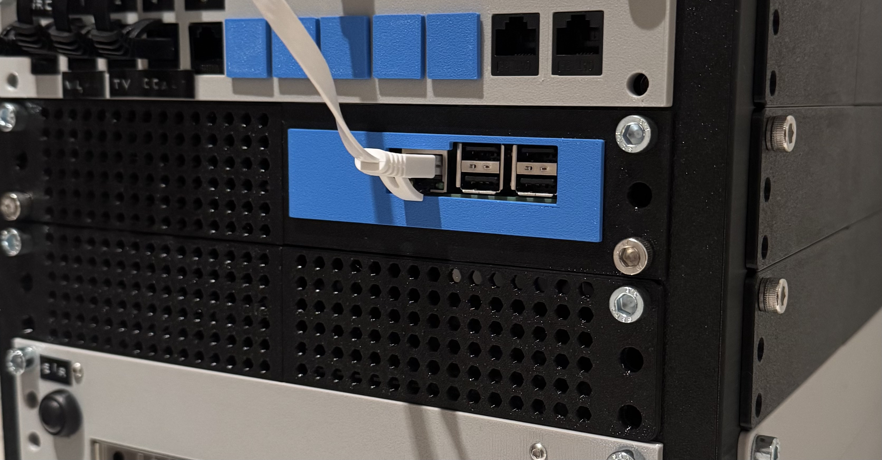10" Rack Raspberry Pi Caddy case