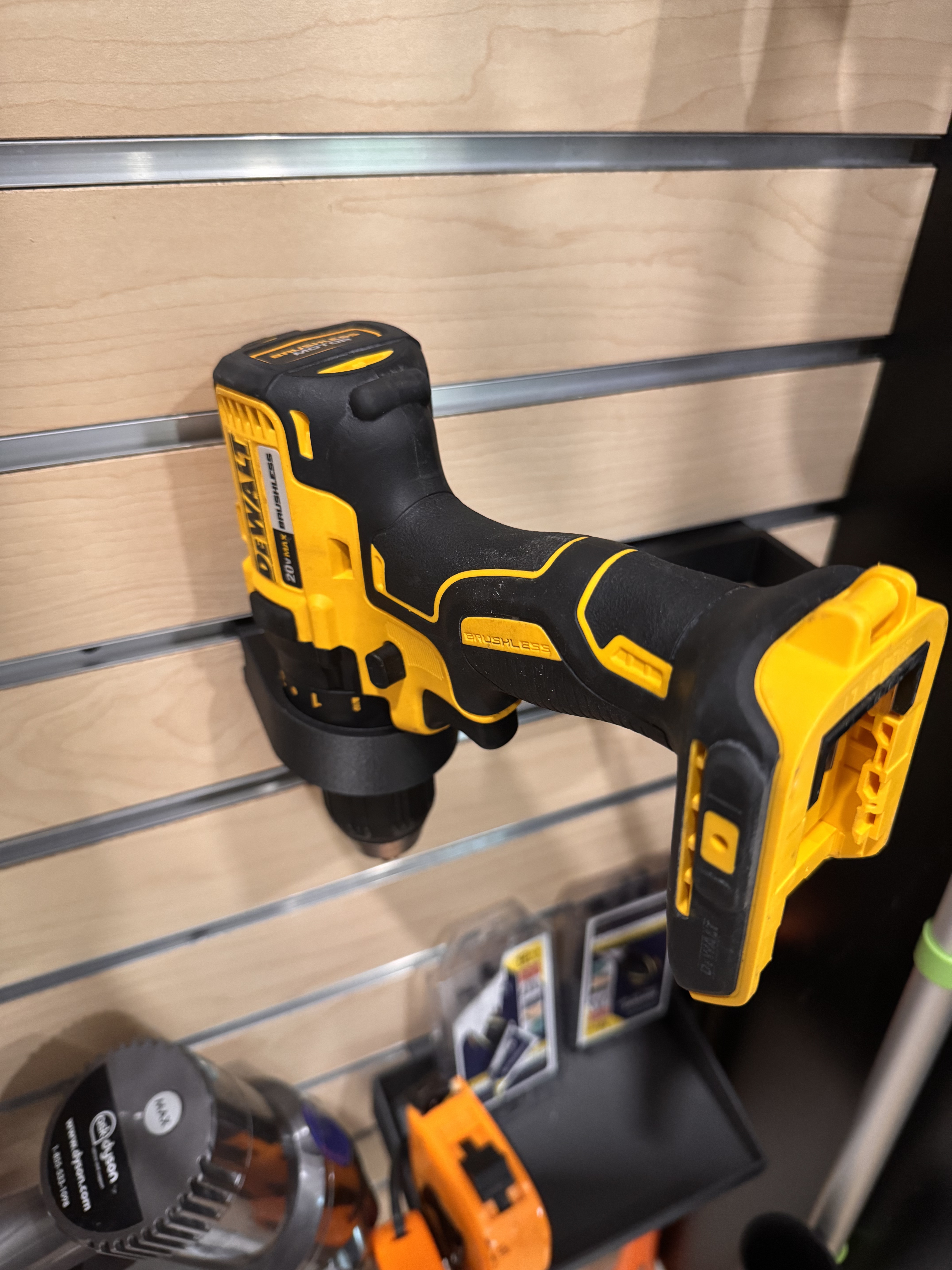 Slatwall Dewalt 20v MAX Drill Holder