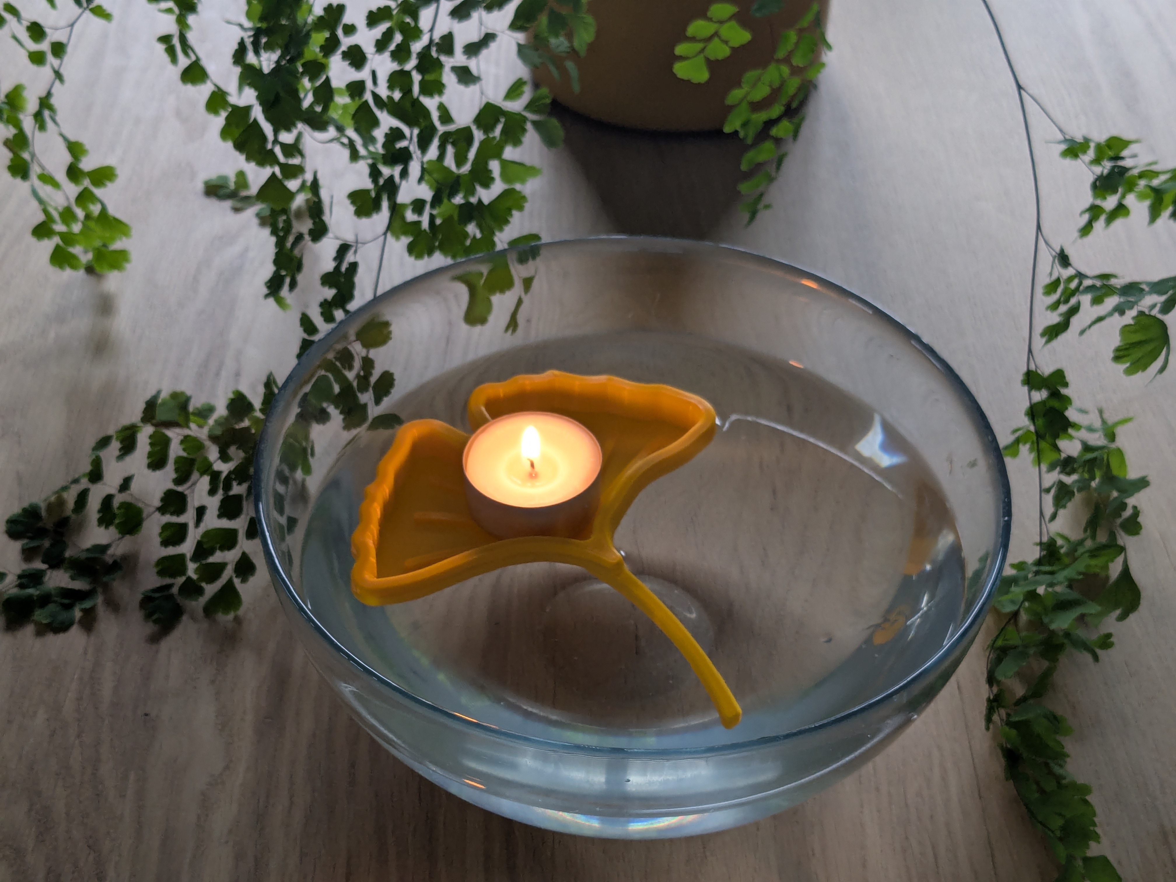 Floating Ginkgo Leaf - Candle Holder