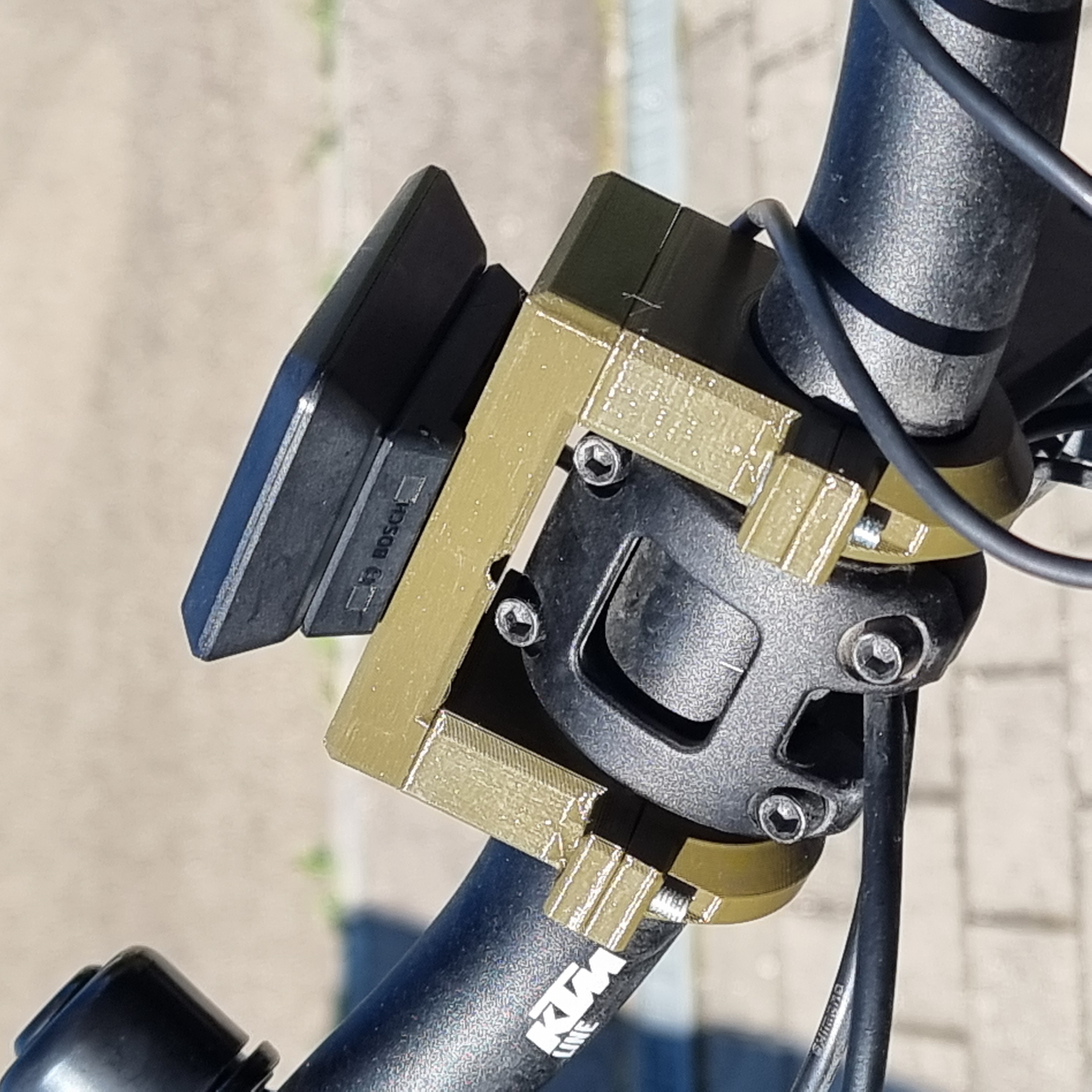 Robust dual-arm mount for Bosch Kiox system — thumbnail 3