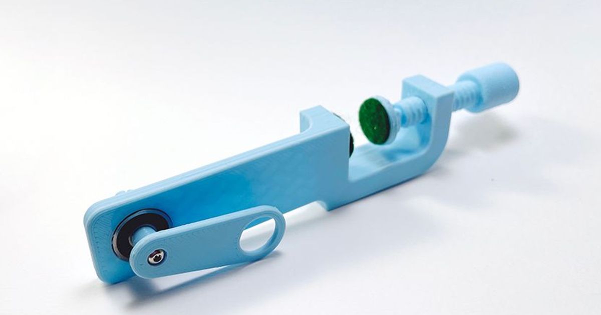 Embroidery Floss Bobbin Winder by greenribbit Download free STL model