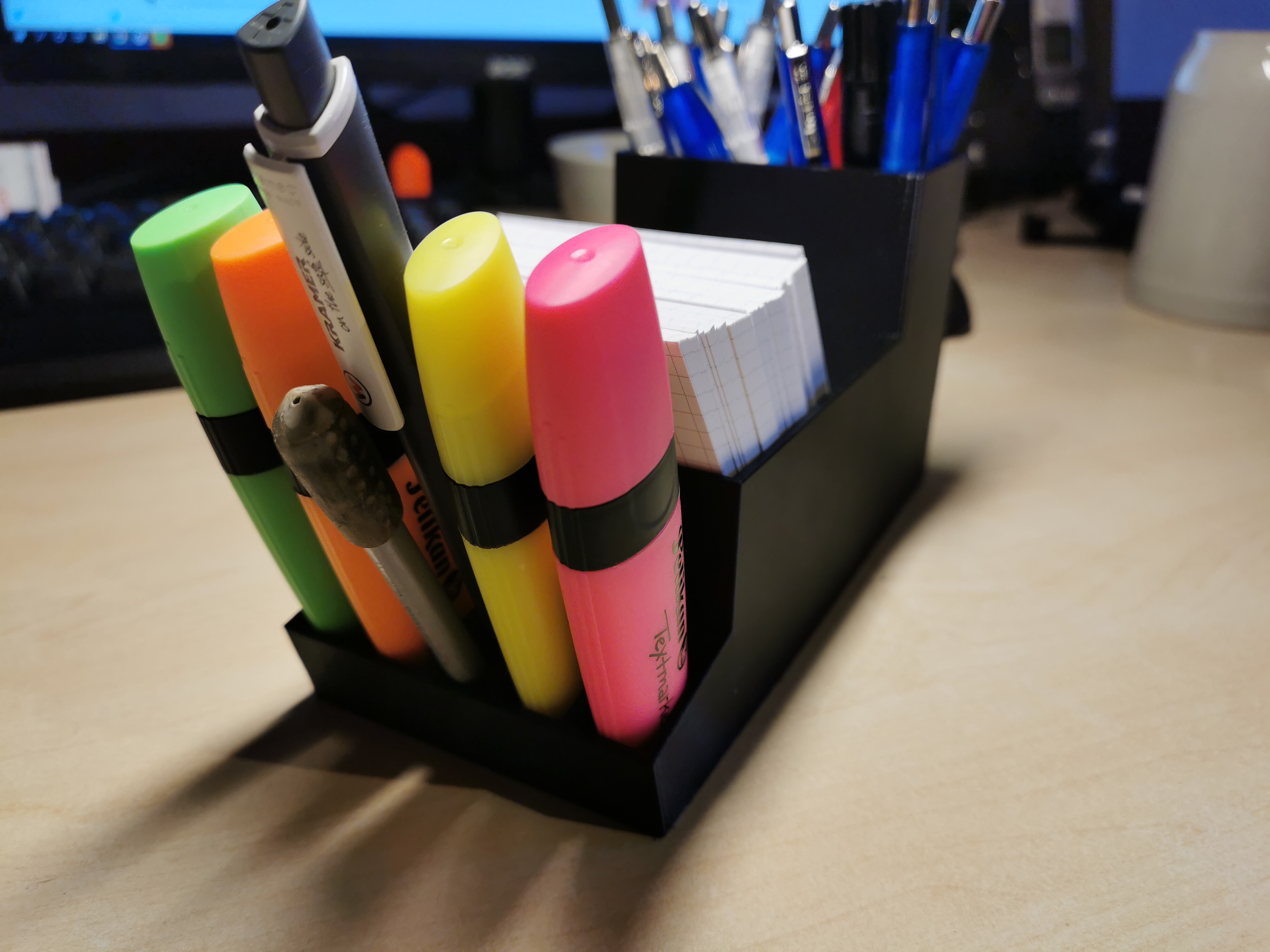Simple desktop organizer by KIL0 Download free STL model