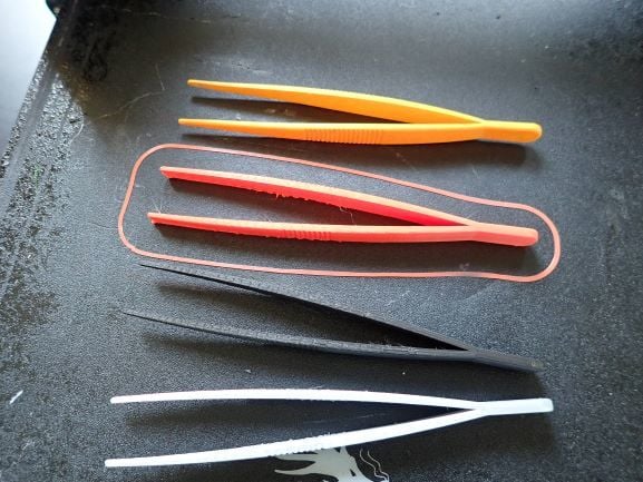 flat tweezers for biological samples