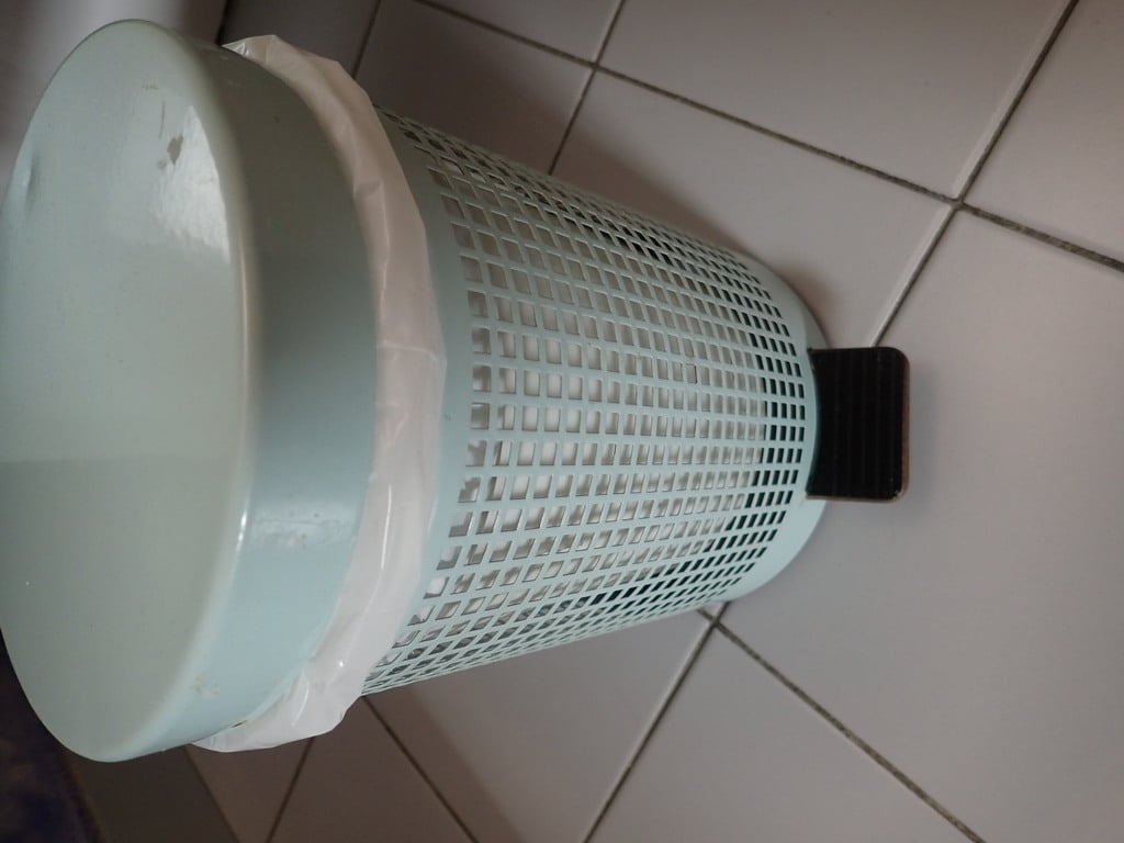 rubber pedal for bathroom trash can