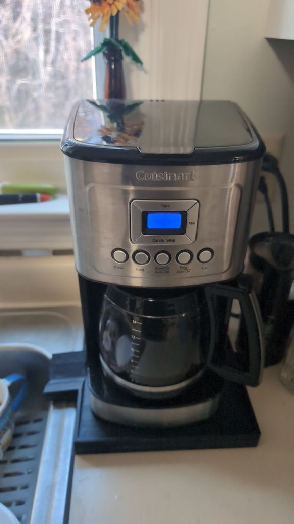 Coffee maker drain