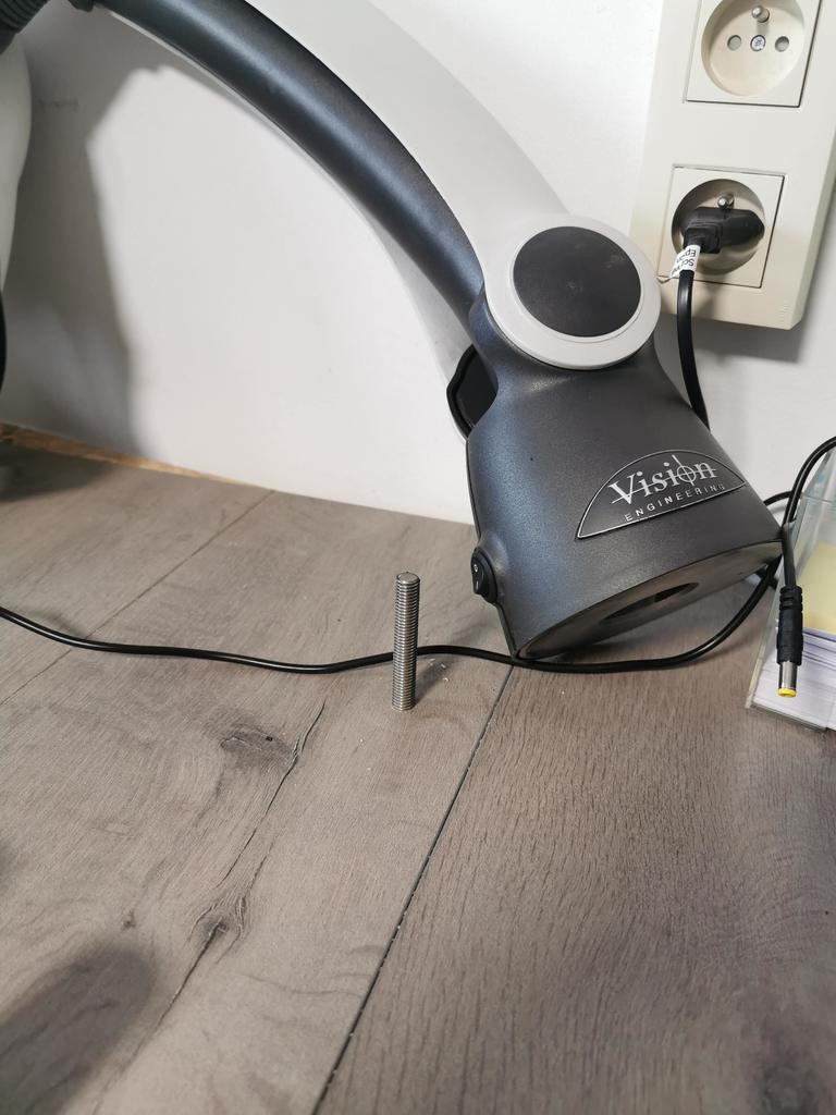 Vision Engineering Mantis Elite-Cam HD holder for desk