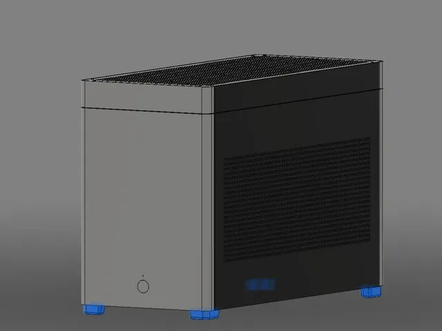 Louqe Ghost S1 Feet