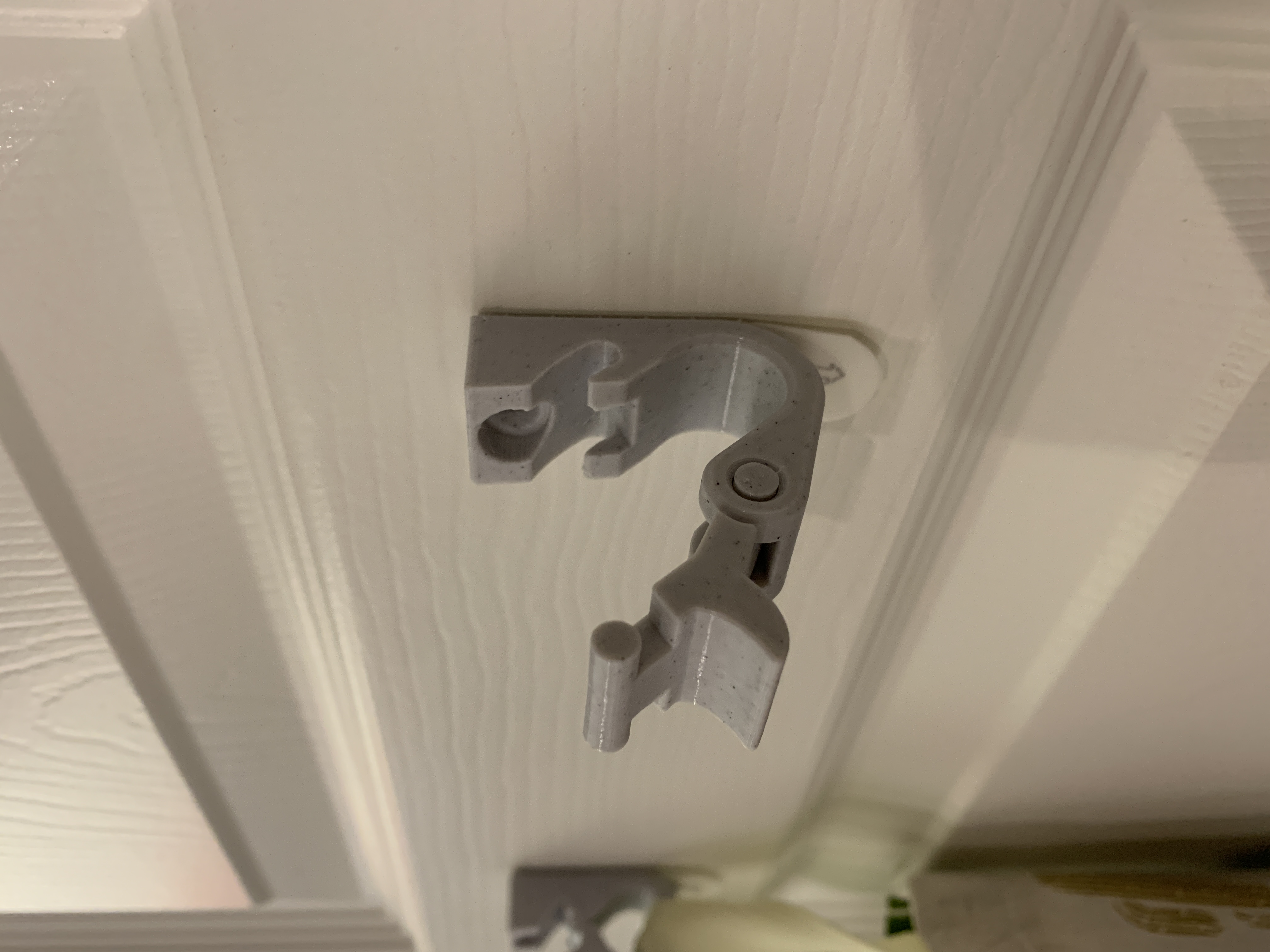 Miniatura 5 do modelo 3D Wall hook with latch