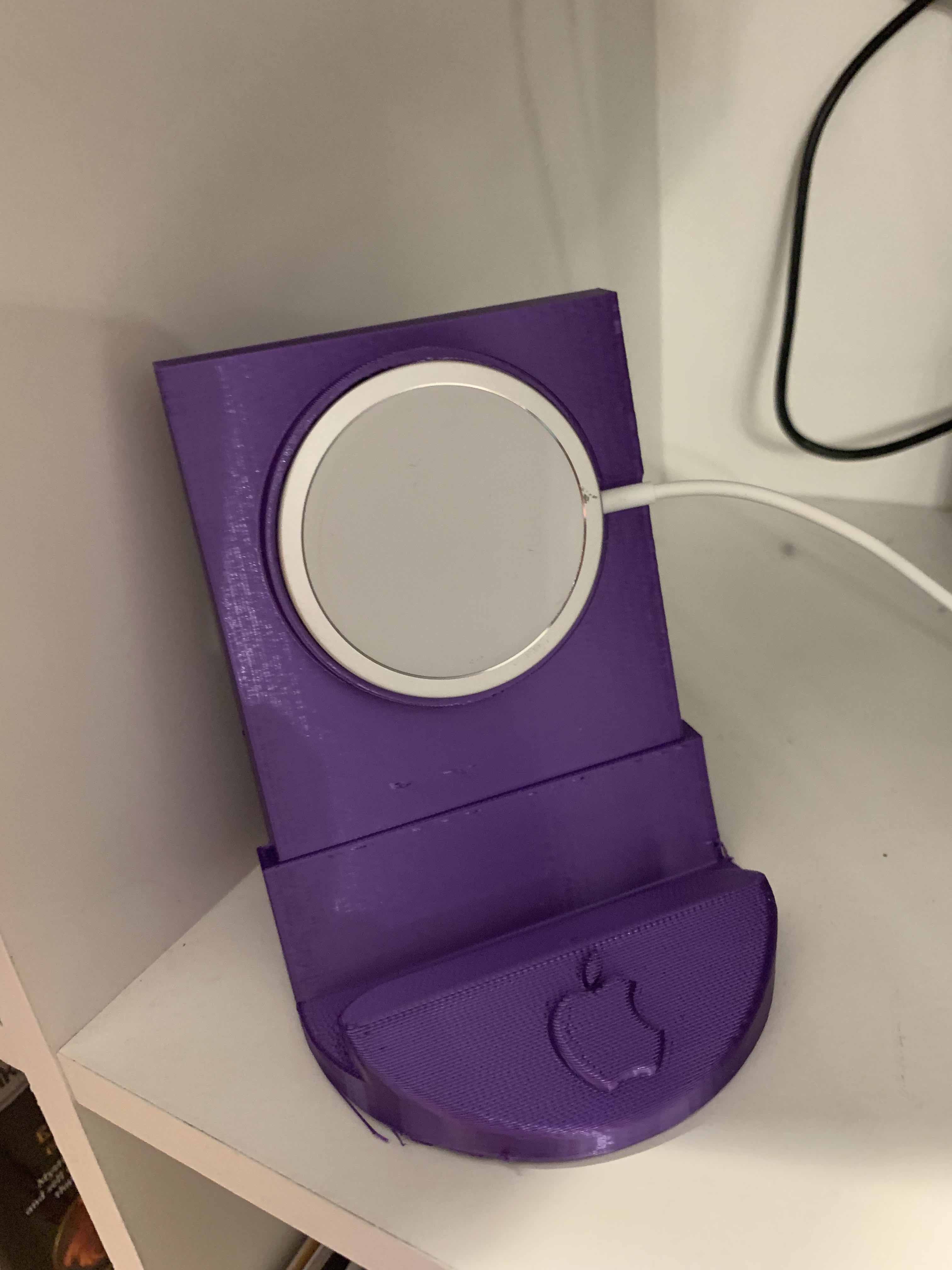 iPhone Holder with MagSafe V2