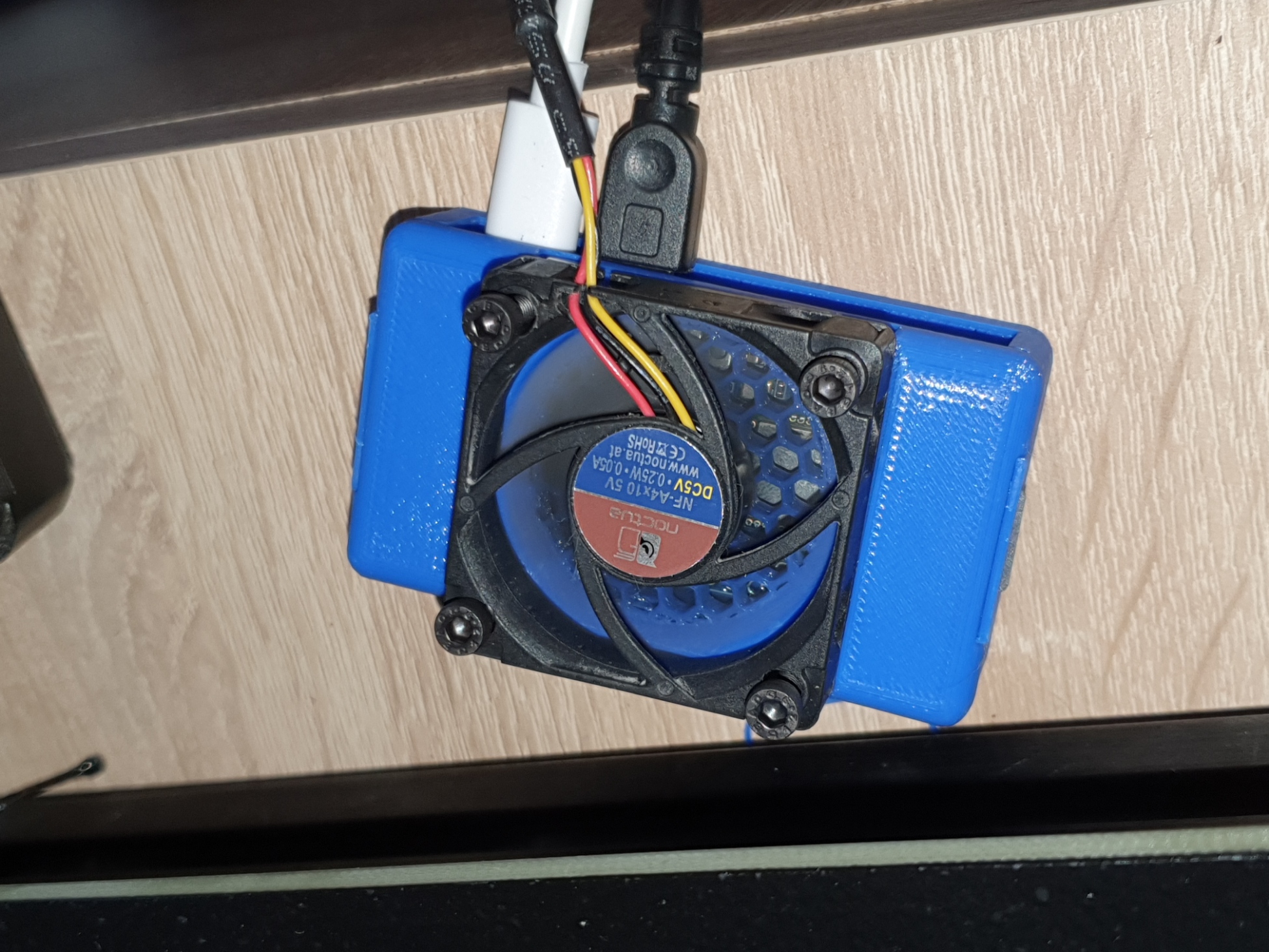 Pi Zero box with fan