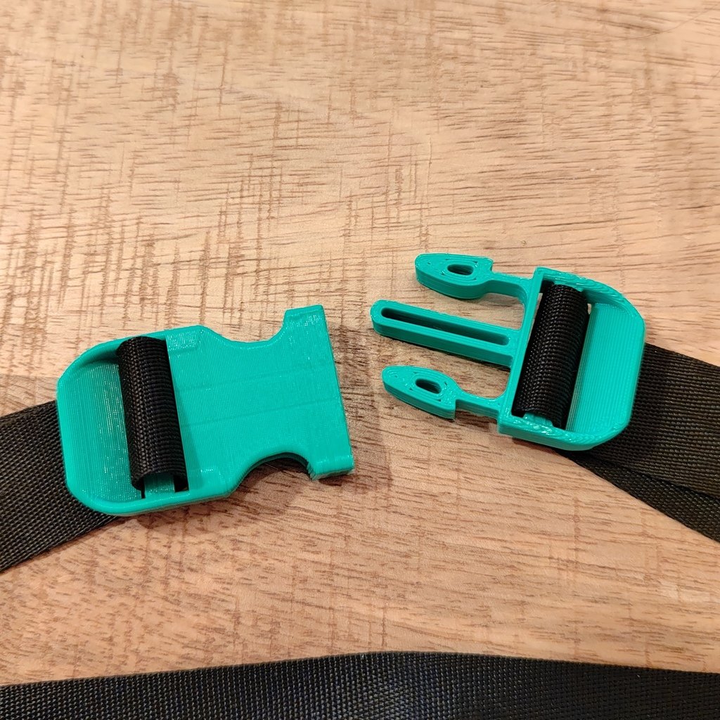 Miniatura 3 do modelo 3D The Ultimate Strap Clip