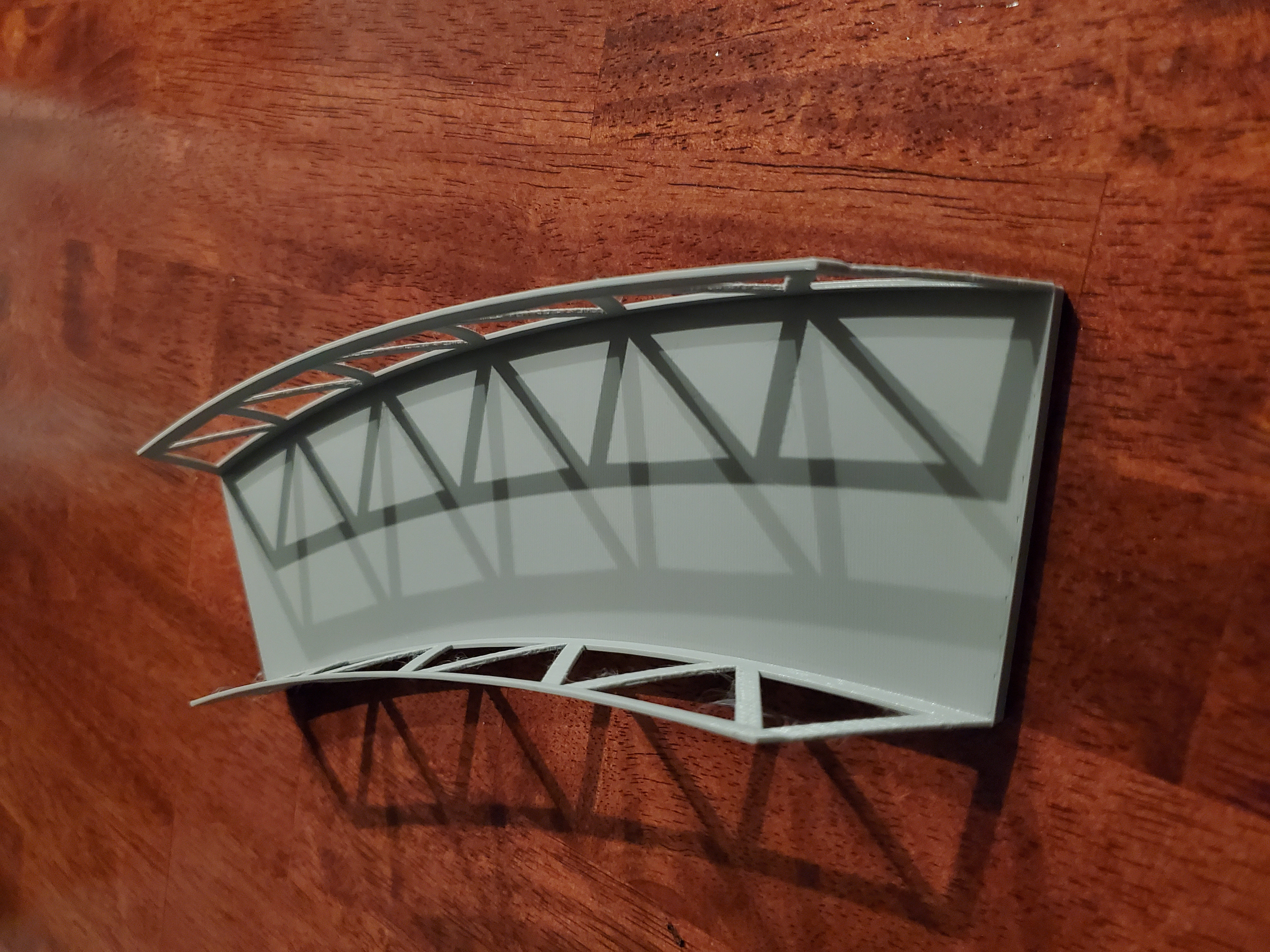 Curved truss bridge for HO trains — thumbnail 2