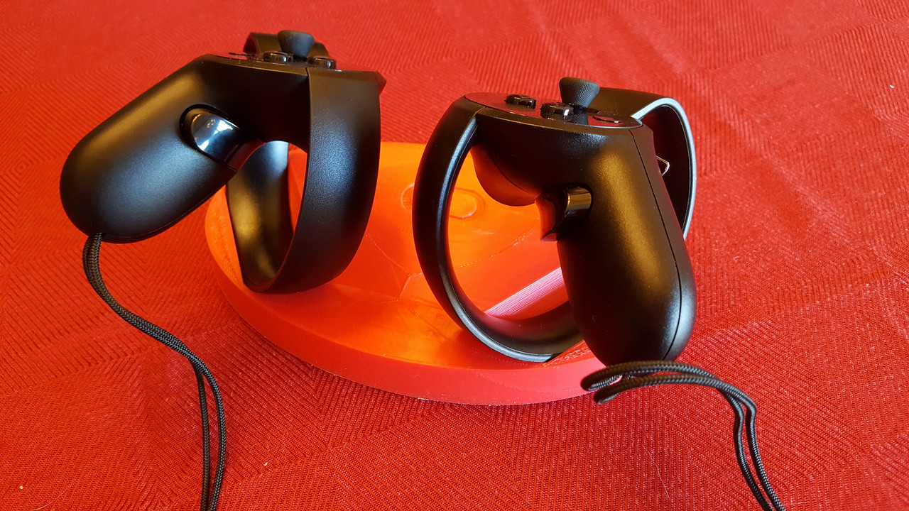 Miniatura 2 do modelo 3D Oculus Touch Controller stand