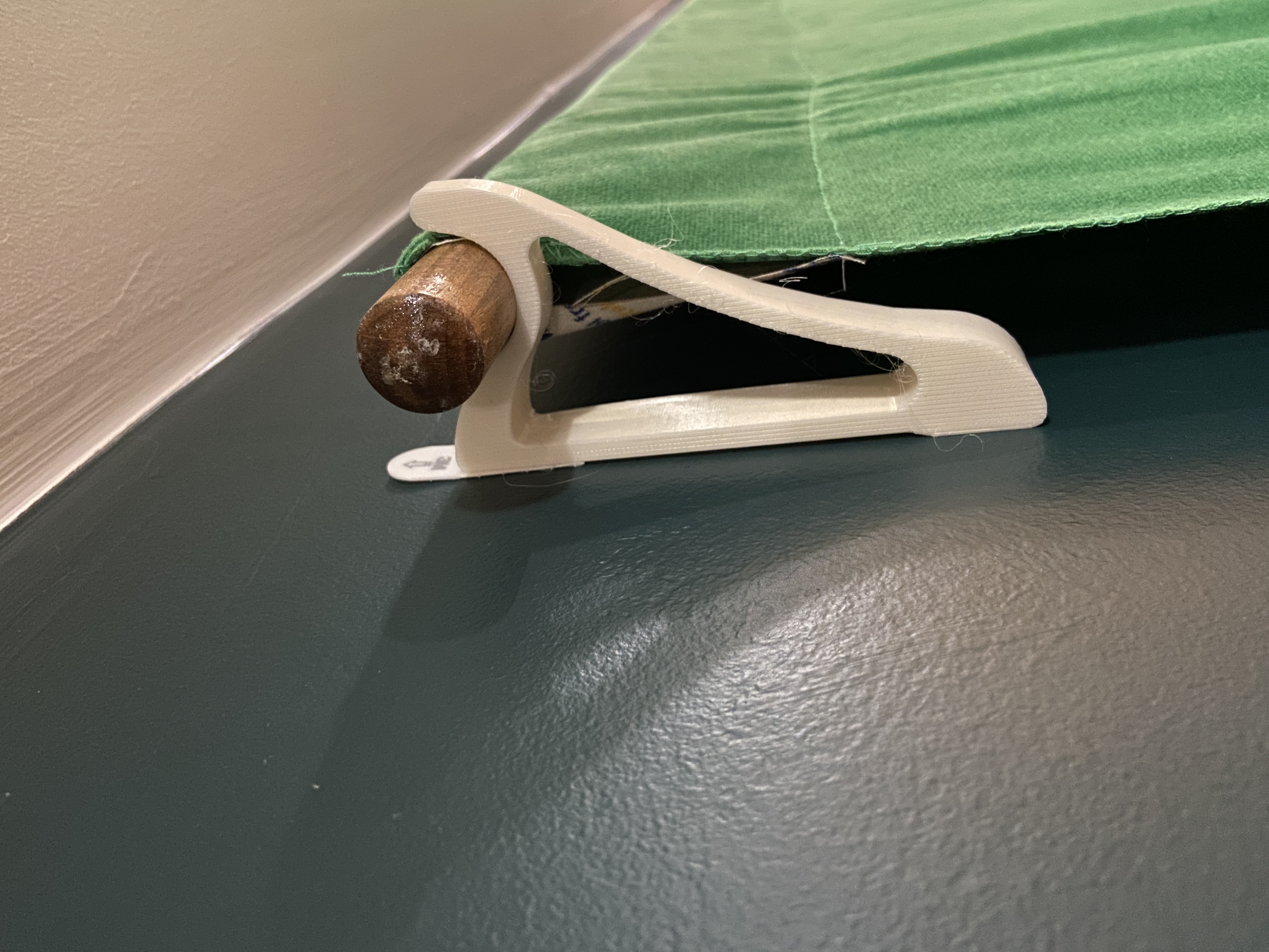 Wall Rod Hanger