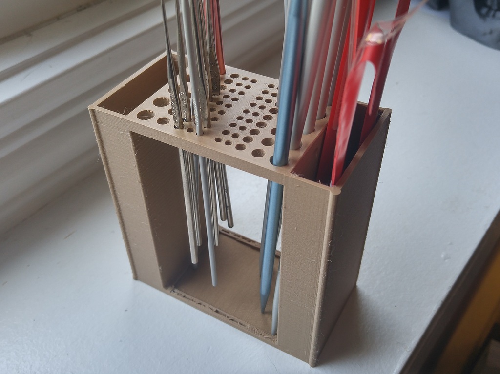 Miniatura 5 do modelo 3D Knitting Needle & Crochet Hook Organizer