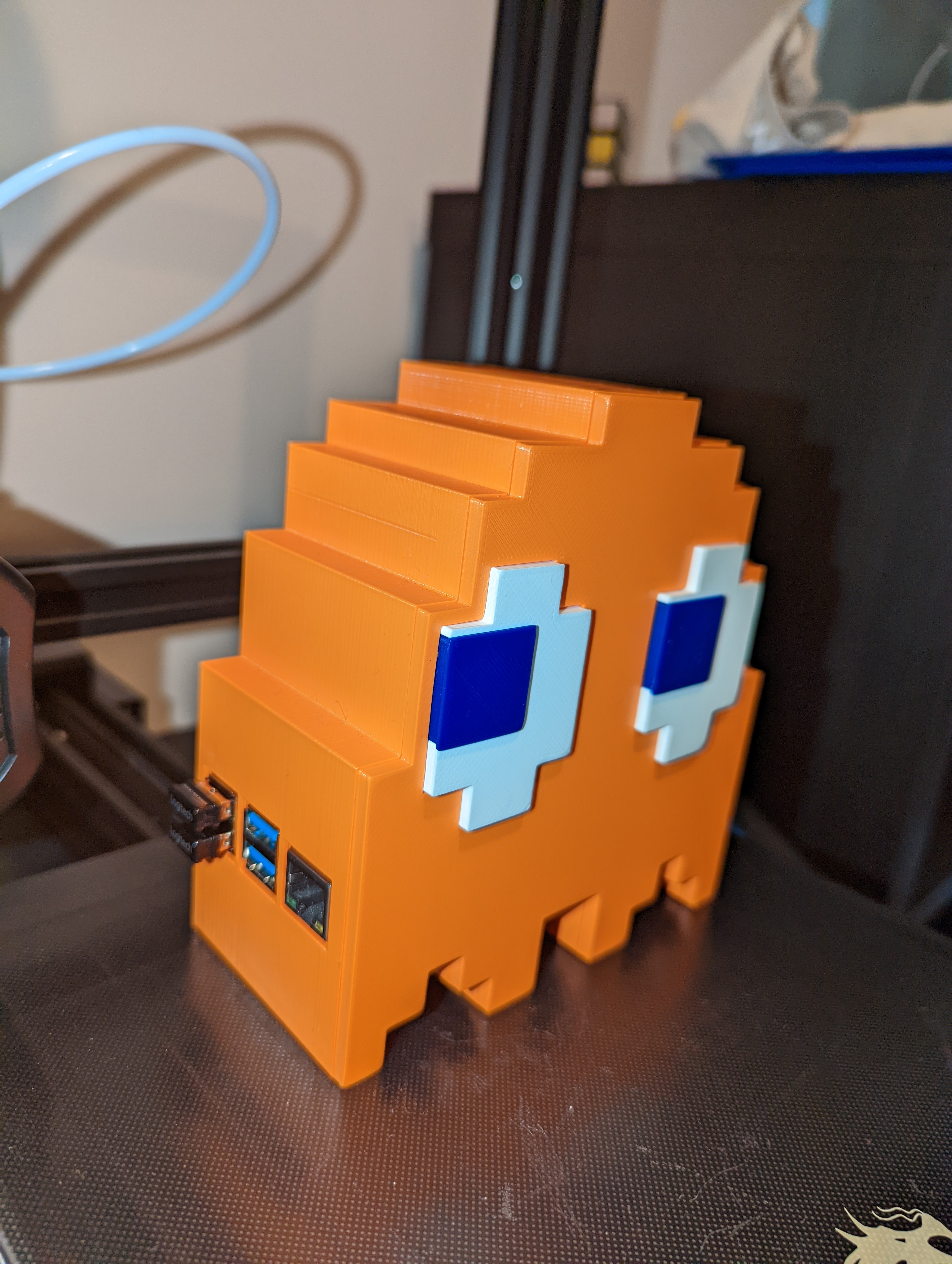 Miniatura 5 do modelo 3D Pi-4 Pacman Ghost Case