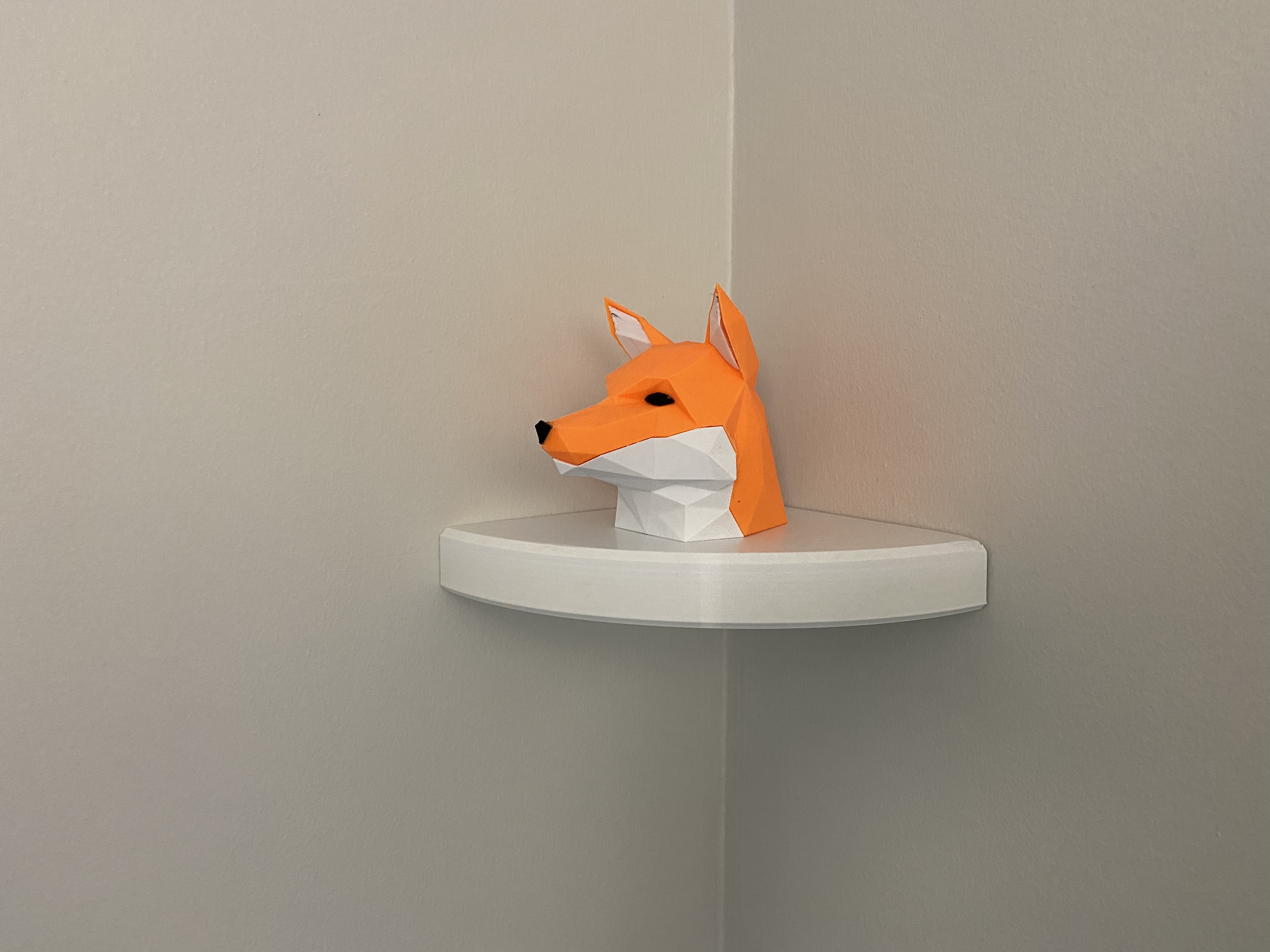 Corner Shelf (2 Models)