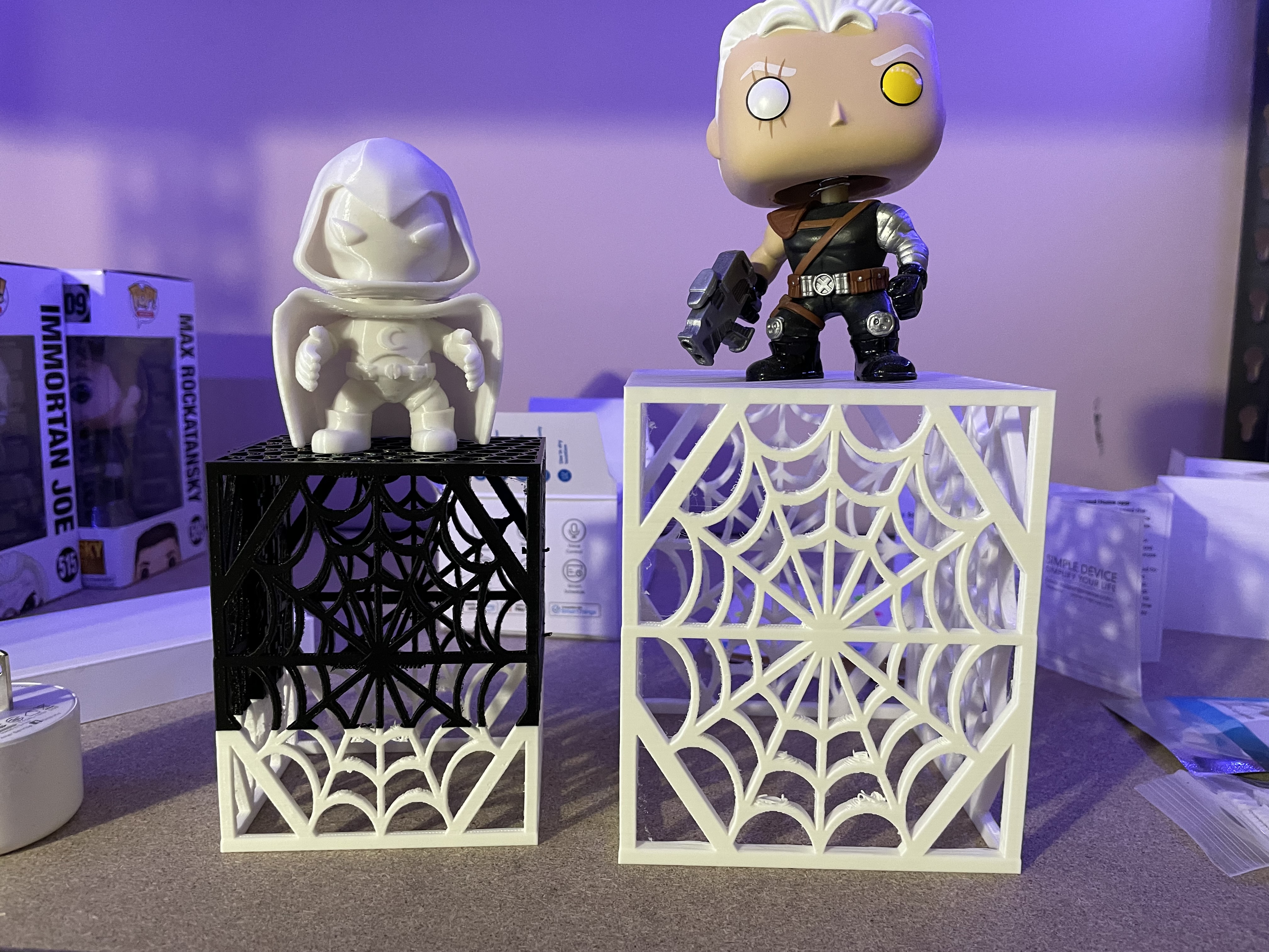 Spiderweb Figure/Display Stand