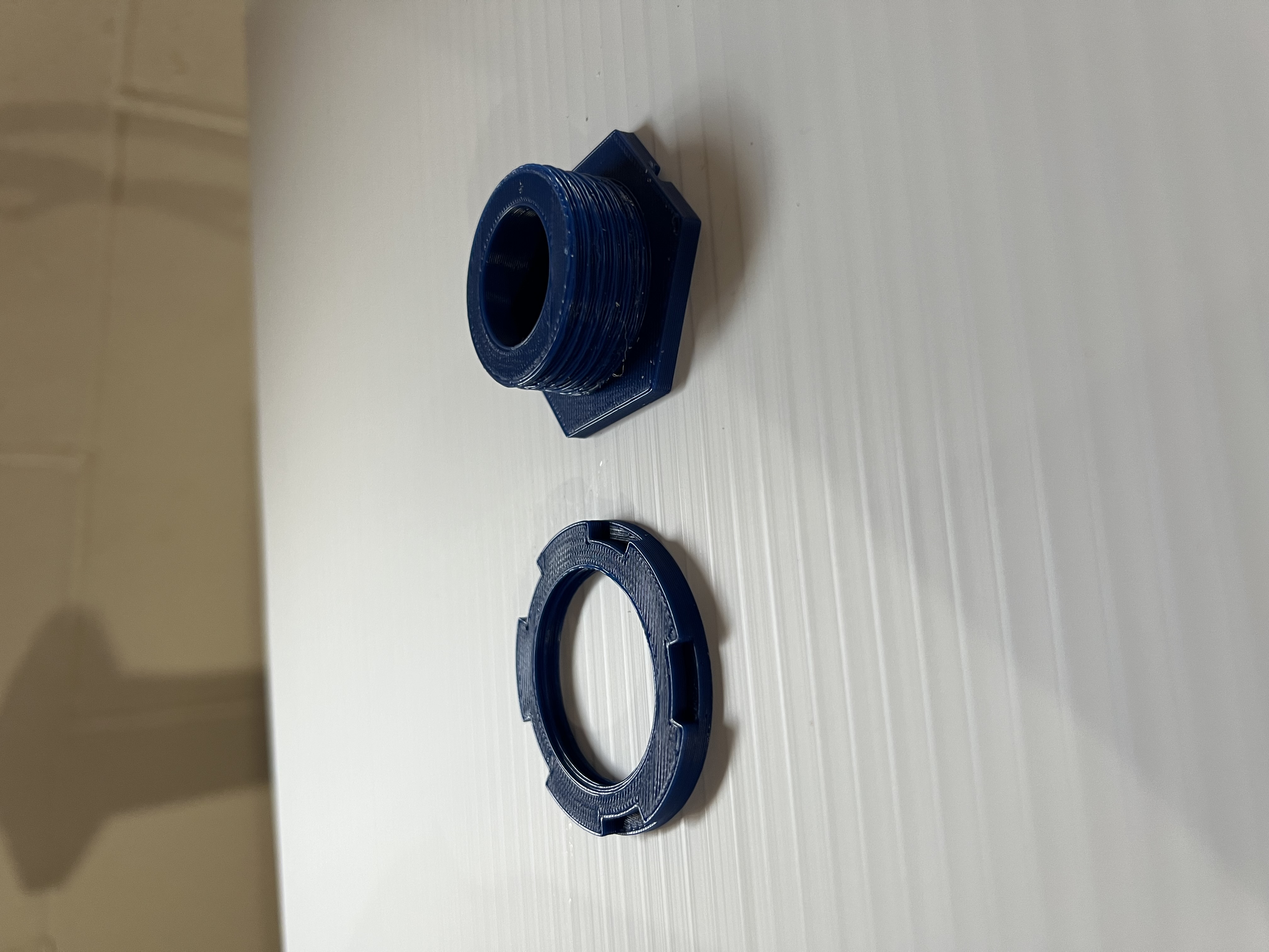 1/2" PVC bulk head for thin flat materials