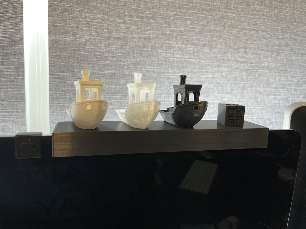 iMac Shelf
