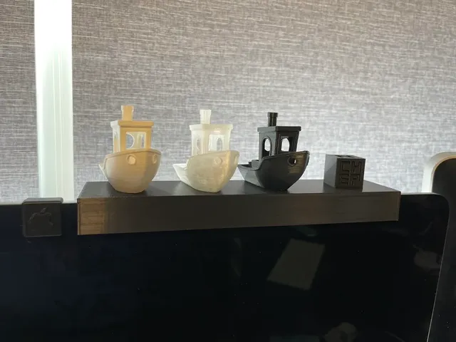 iMac Shelf