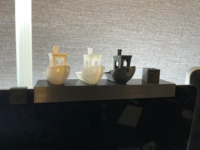 iMac Shelf