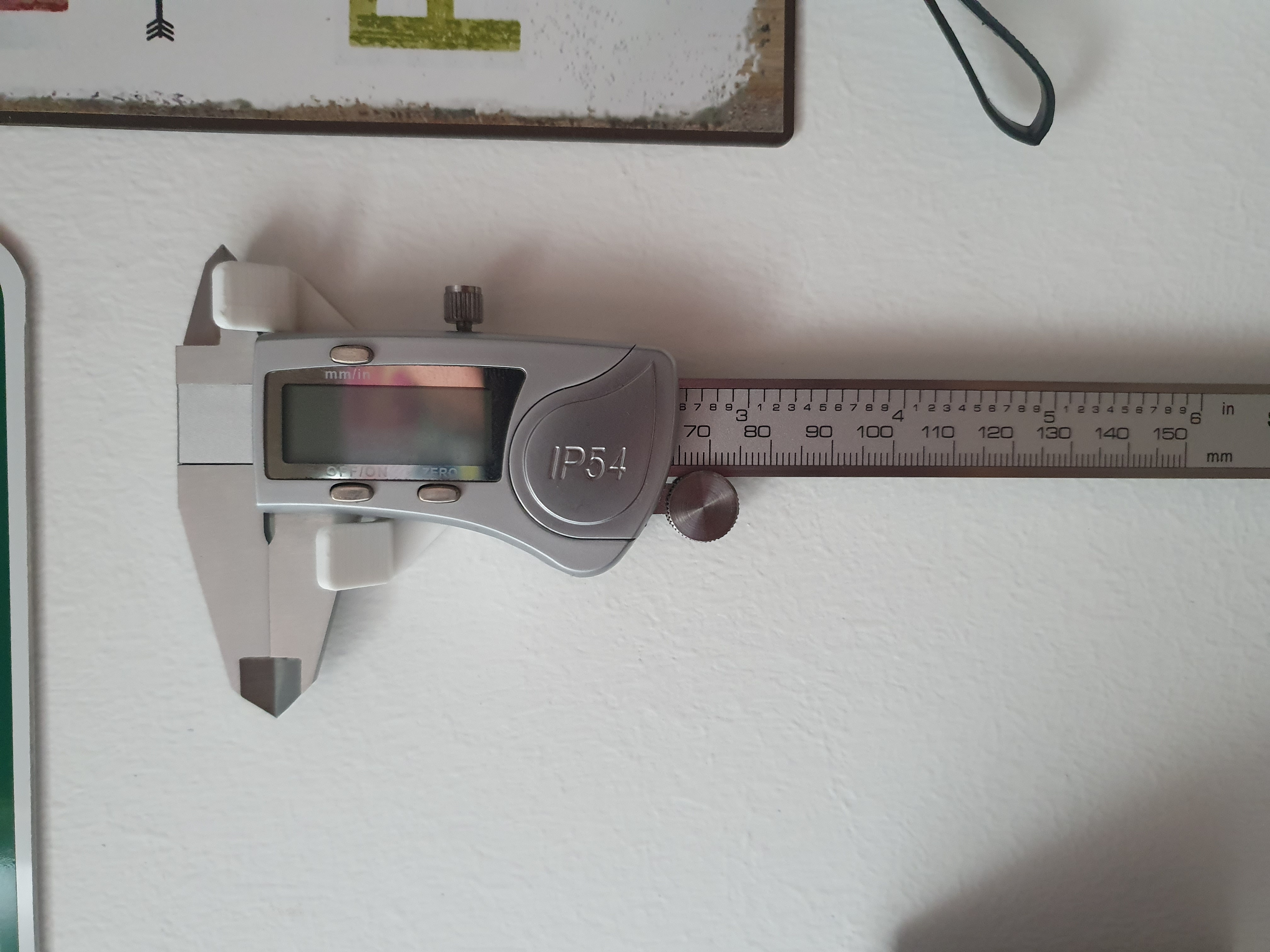 Miniatura 2 do modelo 3D Caliper wall mount