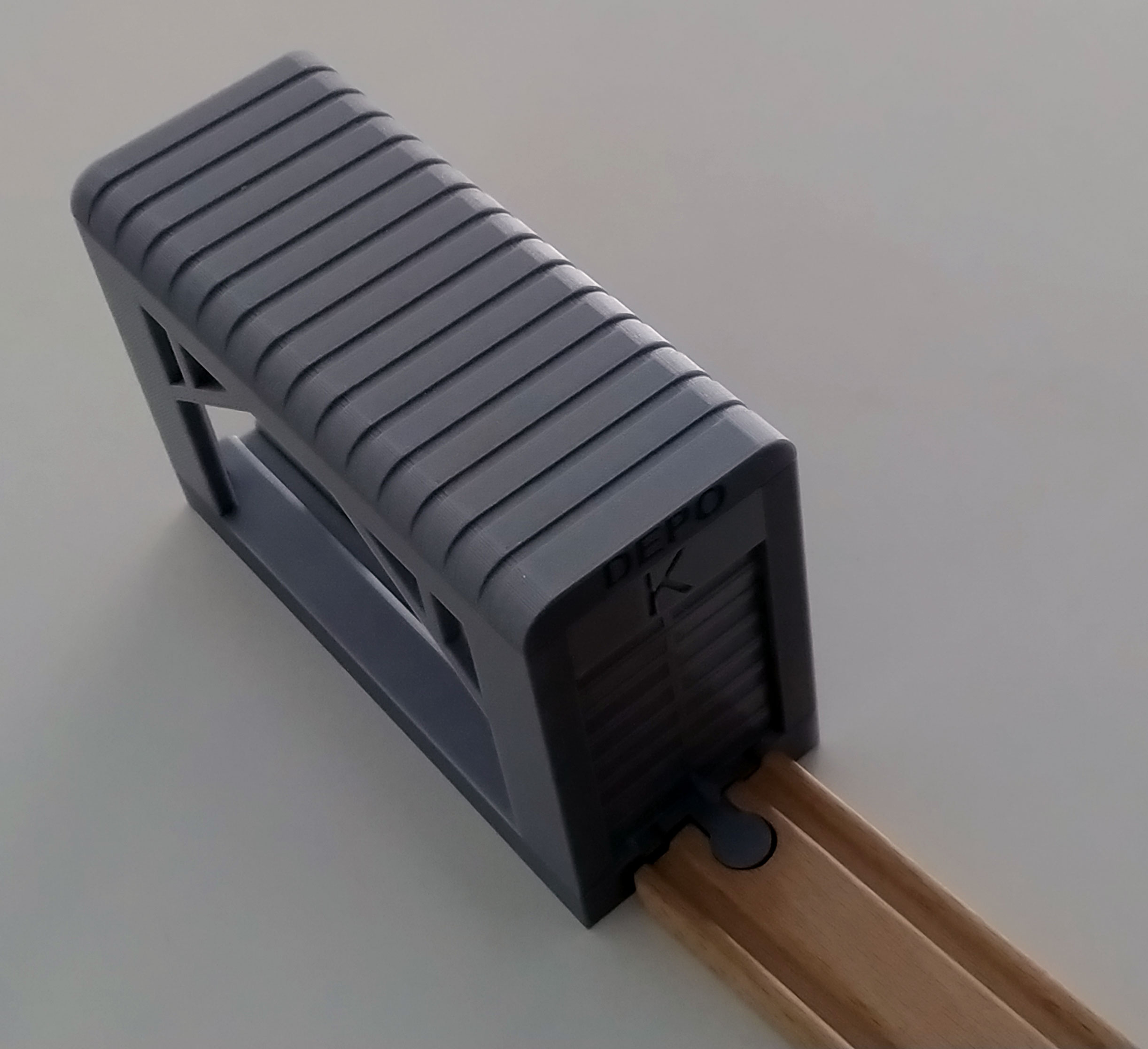 Depot for wooden trains — thumbnail 2