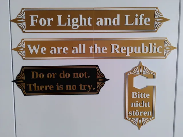 Star Wars Signs and Door Hanger
