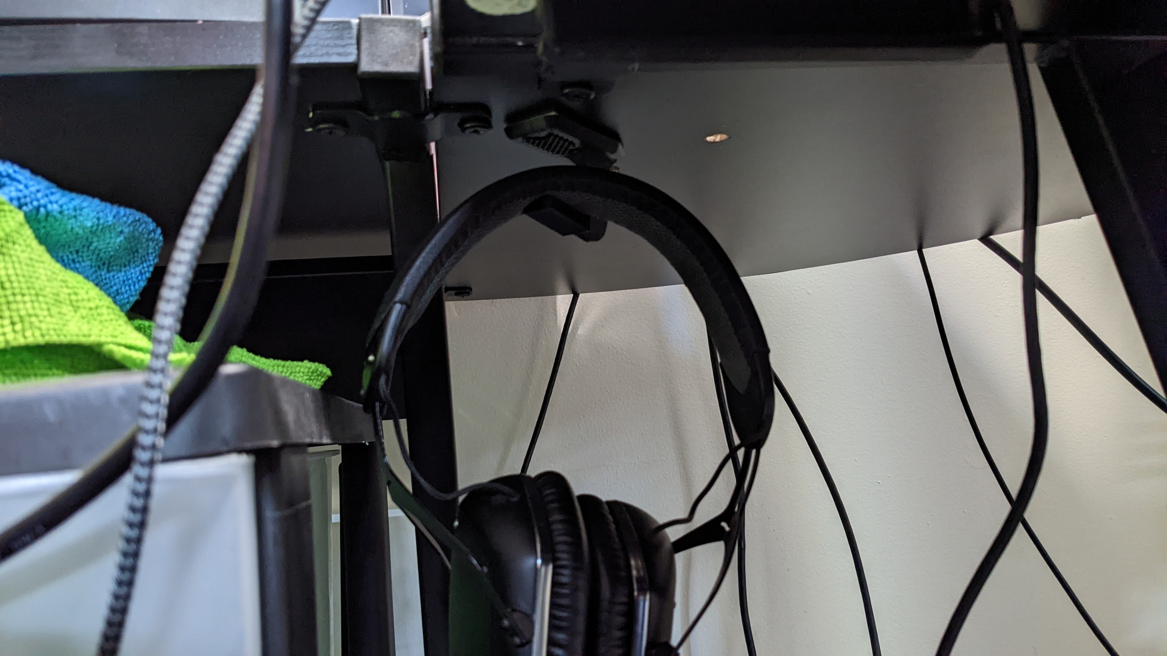 Headphone Hanger