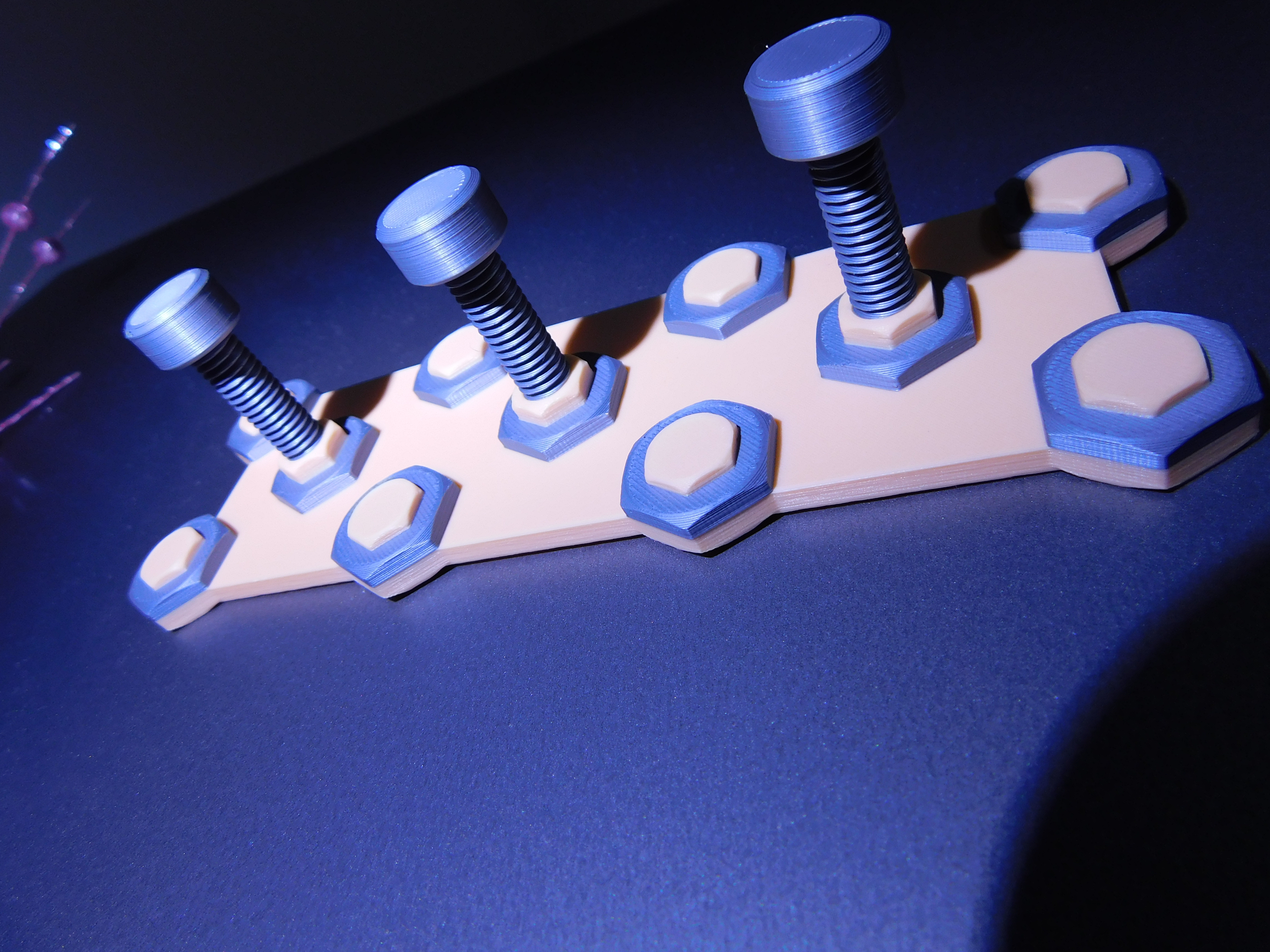 Miniatura 3 do modelo 3D Hexagonal hooks