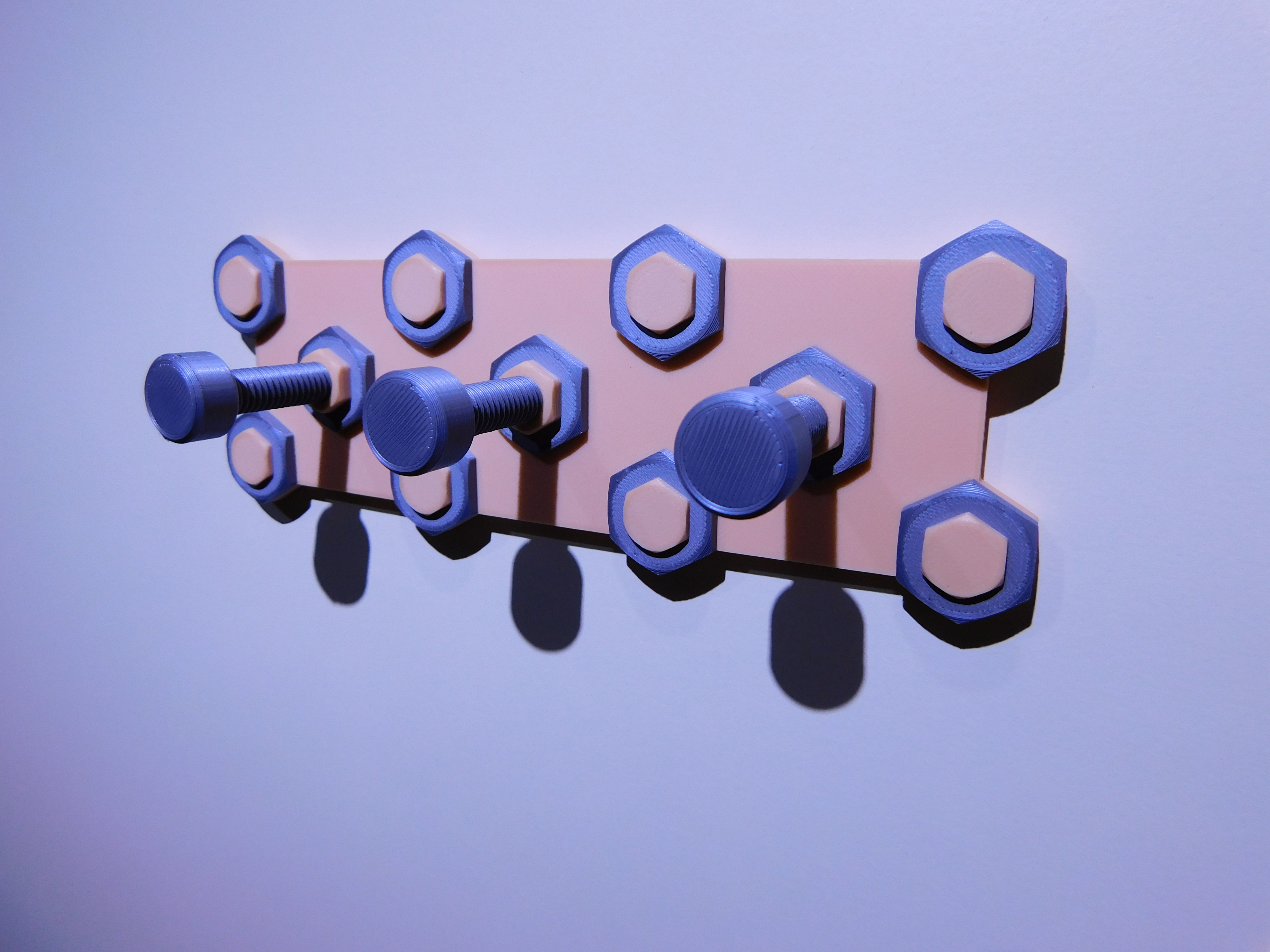 Miniatura 4 do modelo 3D Hexagonal hooks