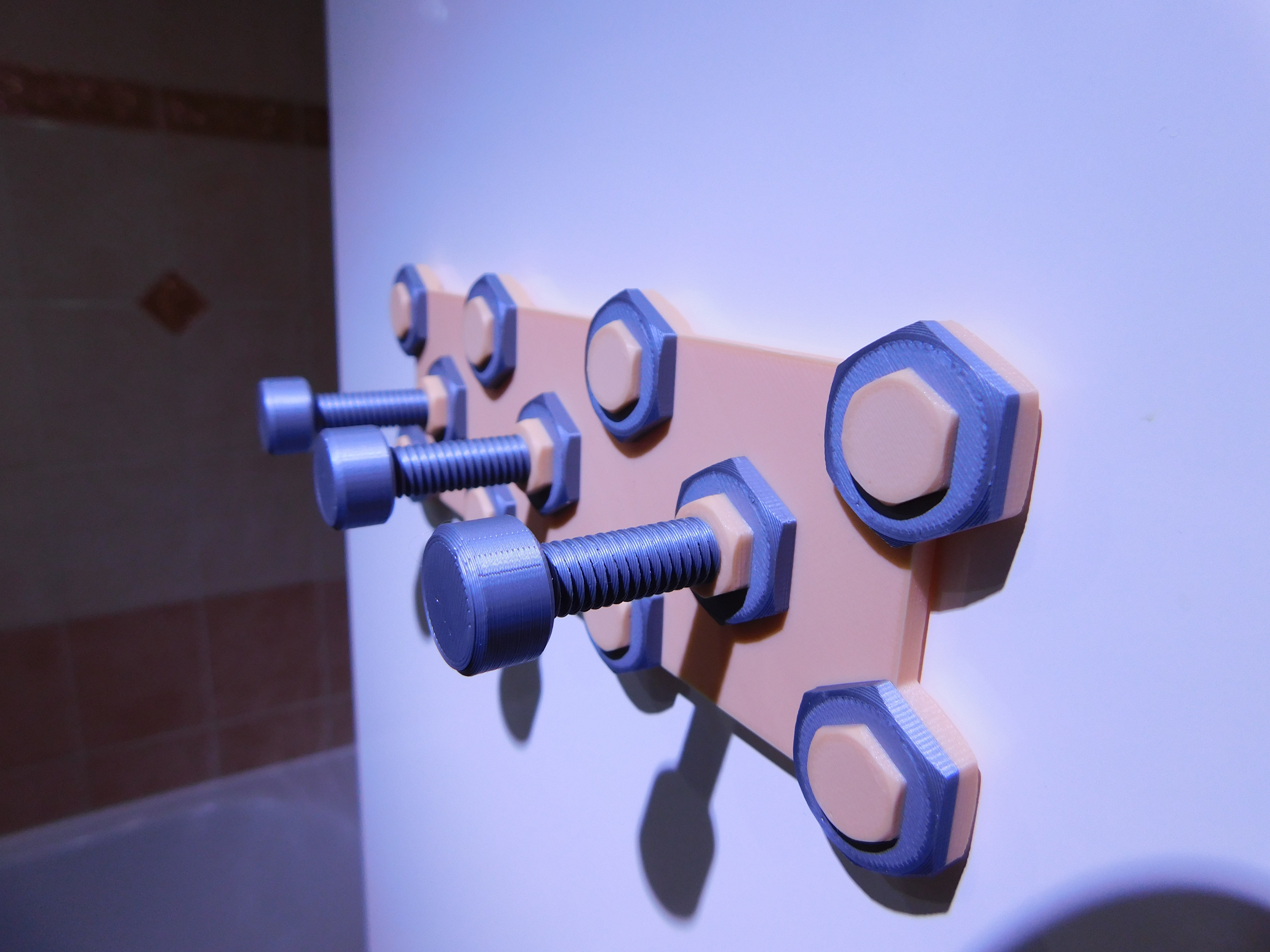 Miniatura 2 do modelo 3D Hexagonal hooks