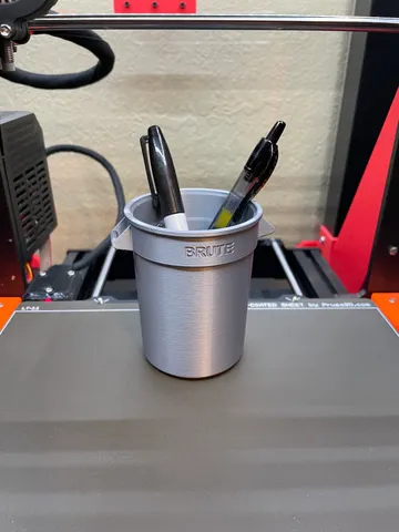 Brute Trash Can Pen Holder