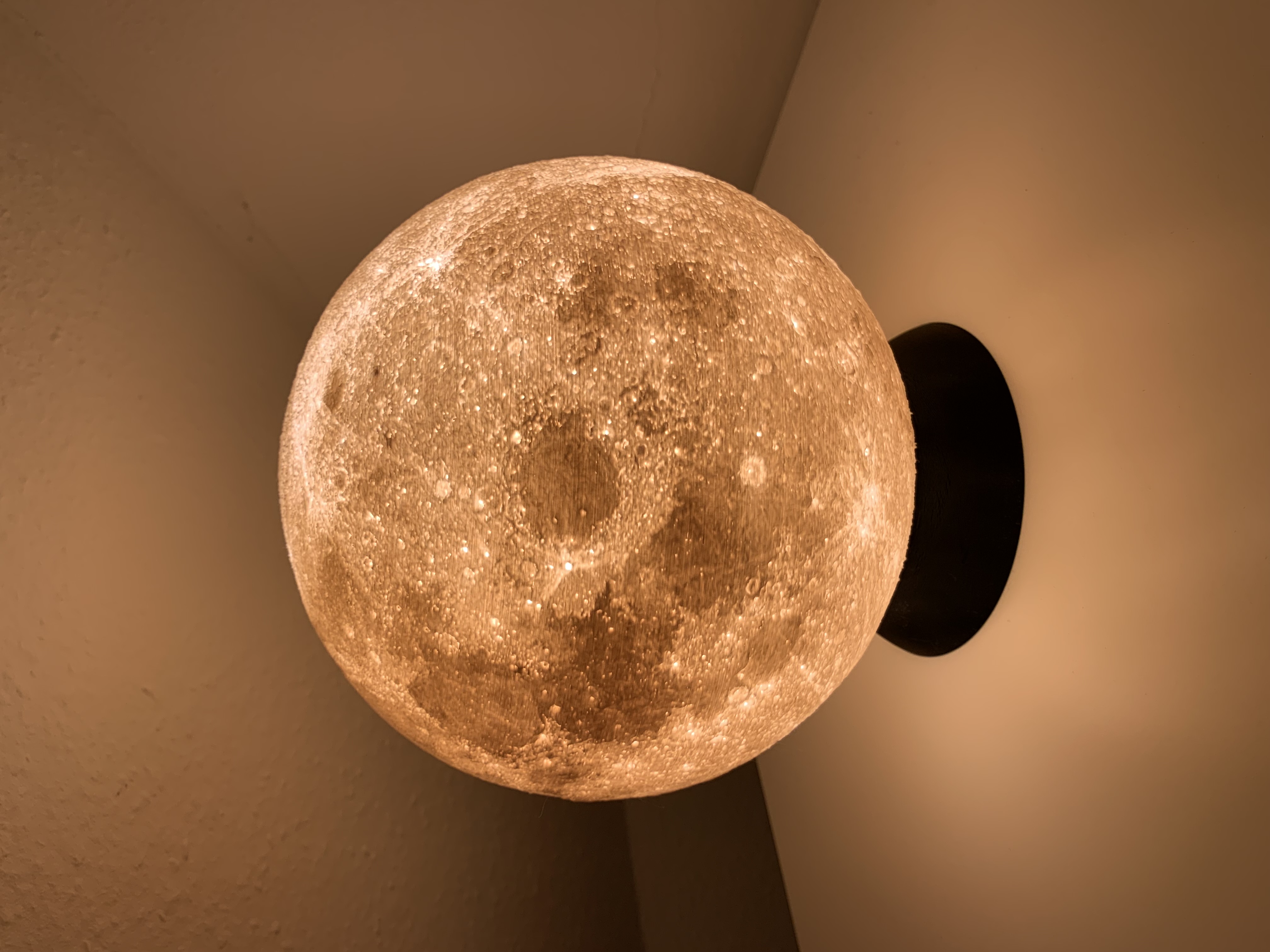 Moon Lamp Stand Bayonet Podest E14 customizable by Niklas macht Druck ...