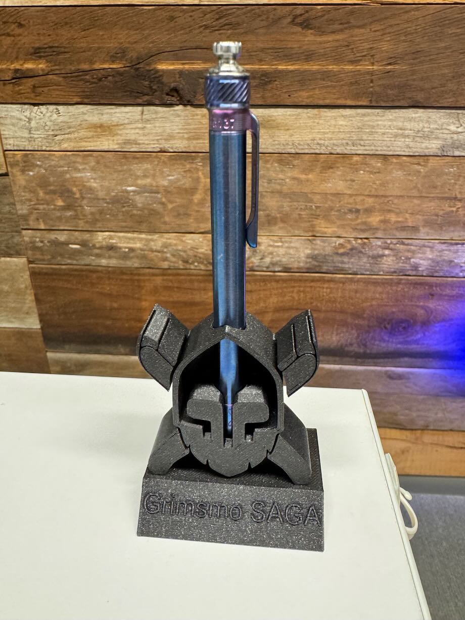 Grimsmo SAGA Pen Holder with Base