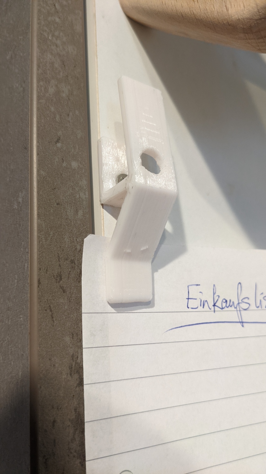 Spring Clamp Hook - Hold paper directly on the Wall