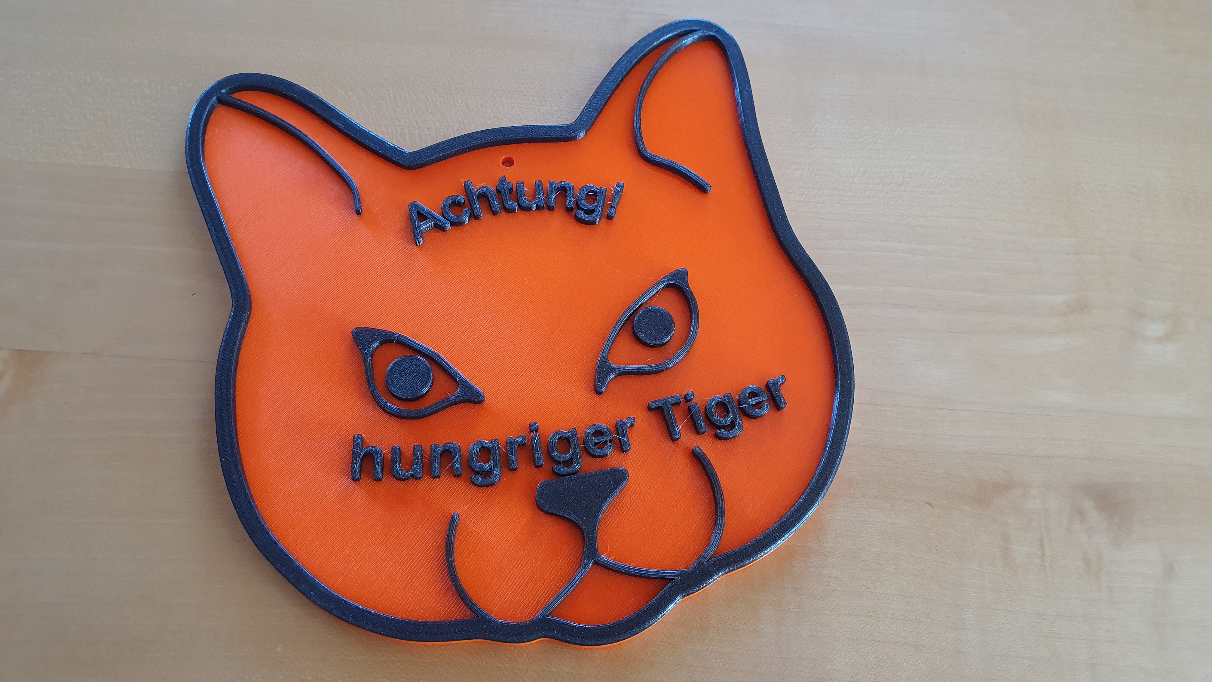 "Achtung! hungriger Tiger" Schild