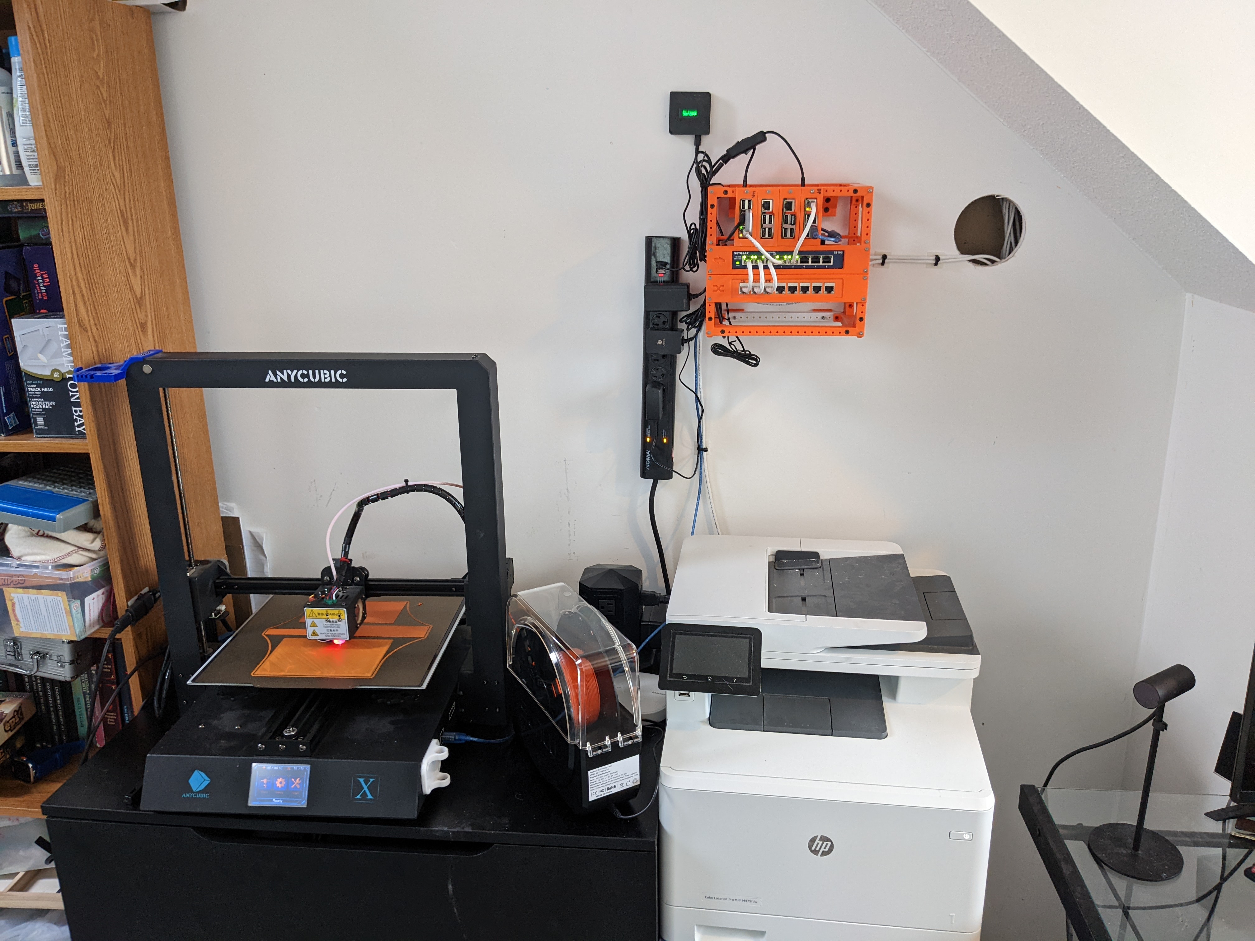 Wall mounting Bracket for Homelab Micro Rack