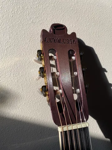 Acoustic Guitar Headstock