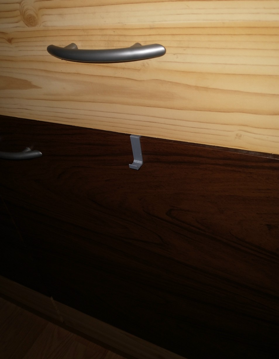 Cabinet hook