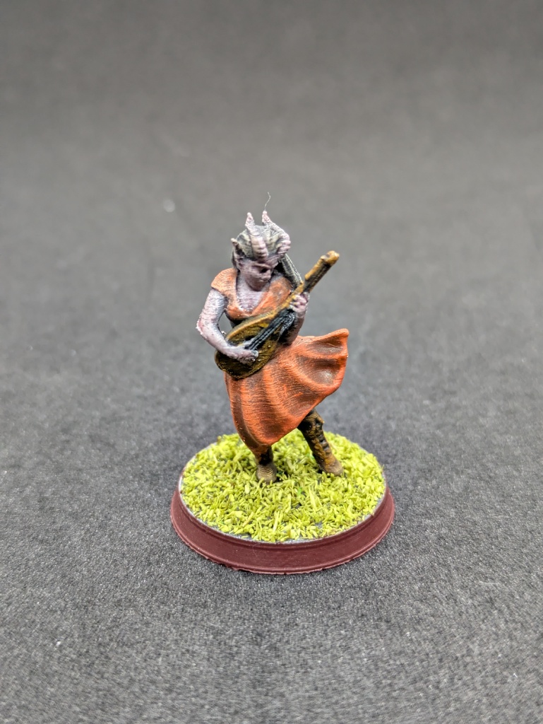 Tiefling bard FDM supportless — miniatura 2
