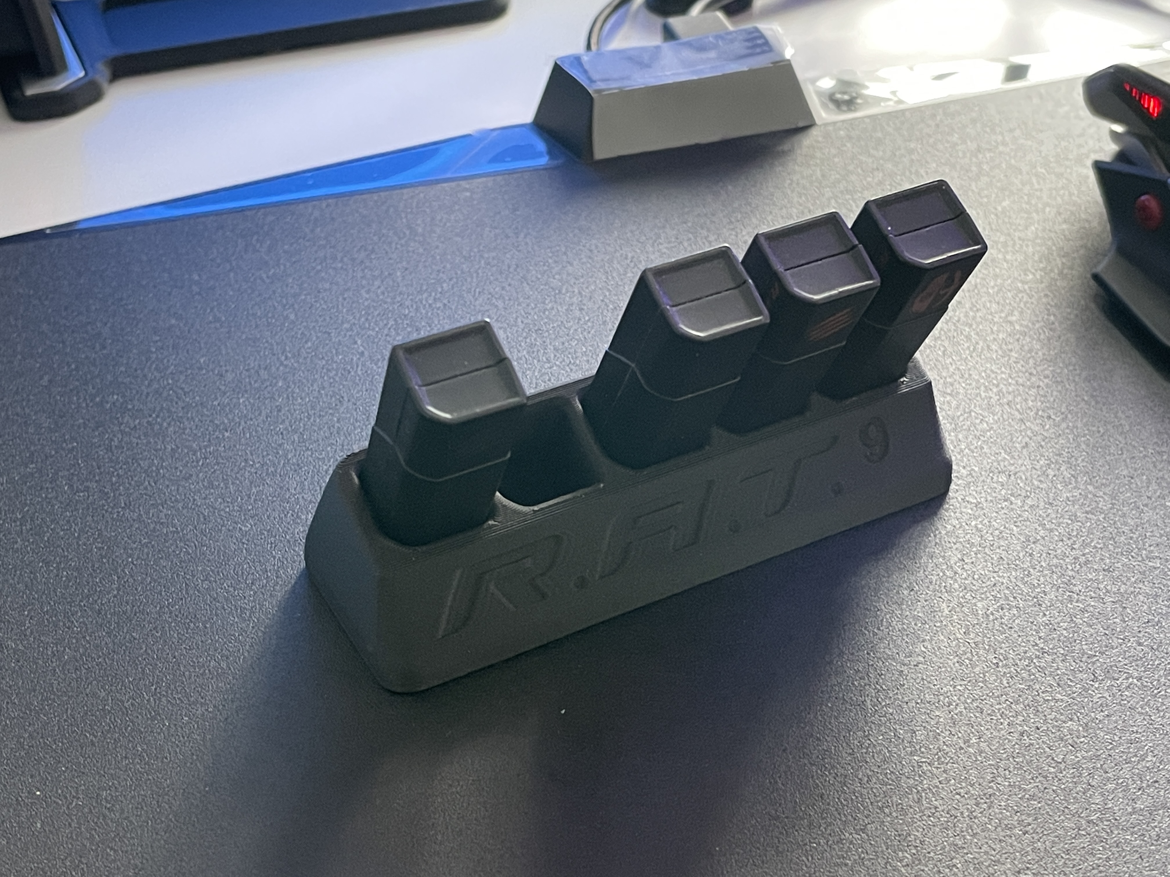 R.A.T.9 Akku-Halter / battery holder