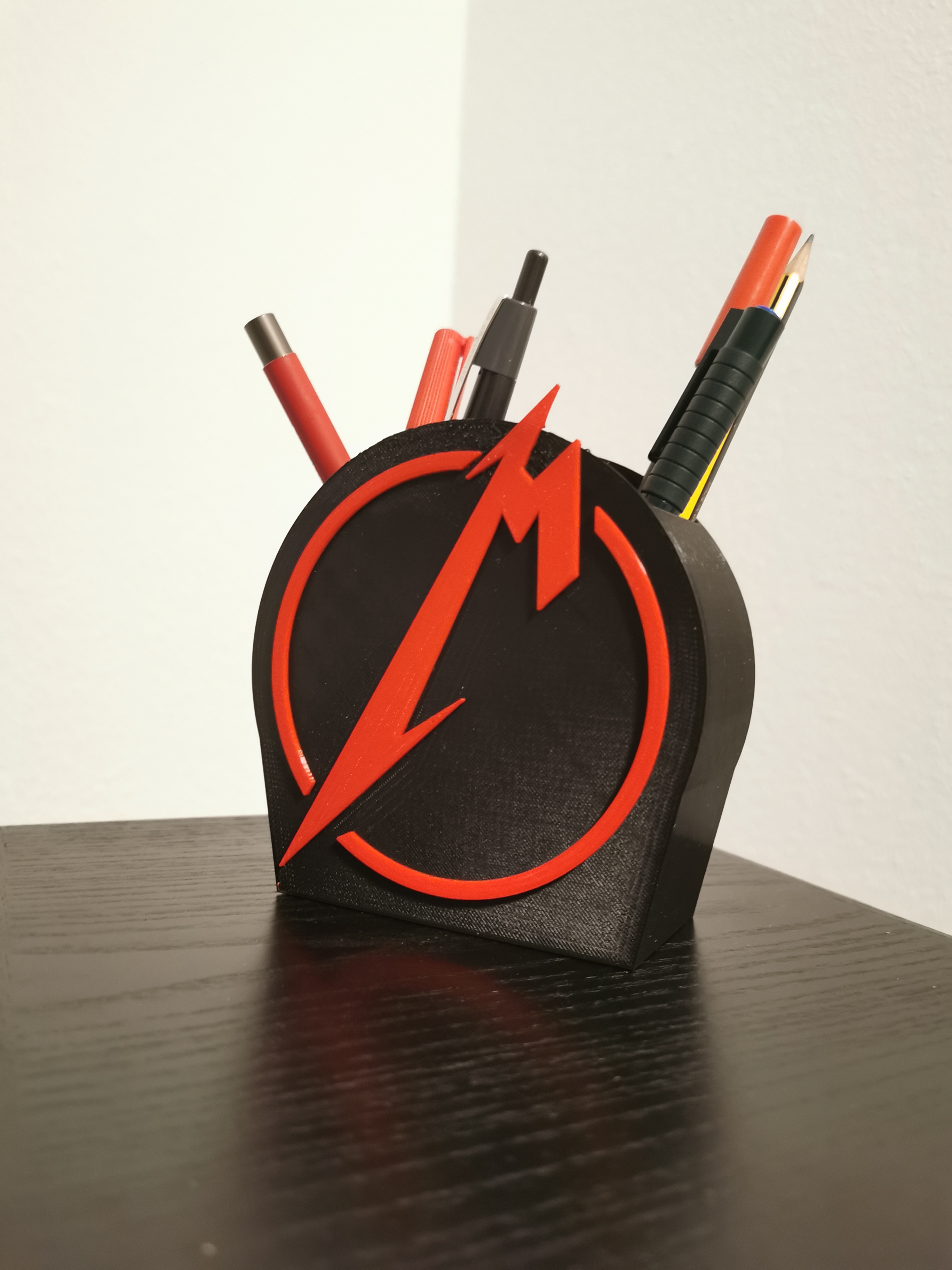 Metallica Pen Holder