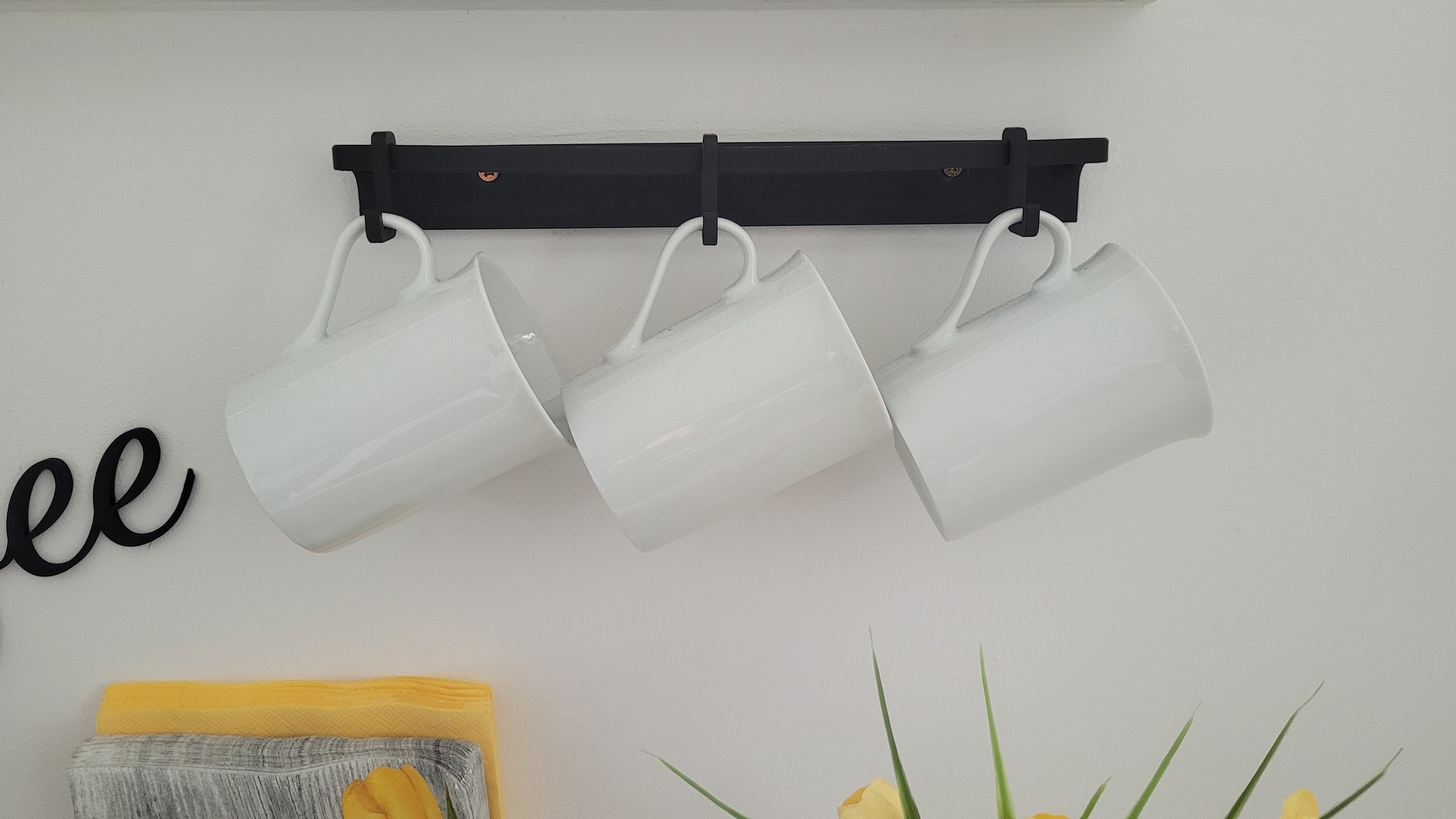 Cup holder / Tassenhalter