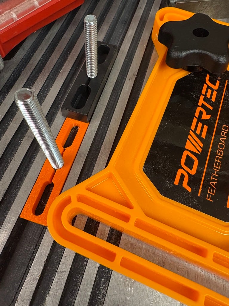 5/8" x 1/4" mitre slot friction clip