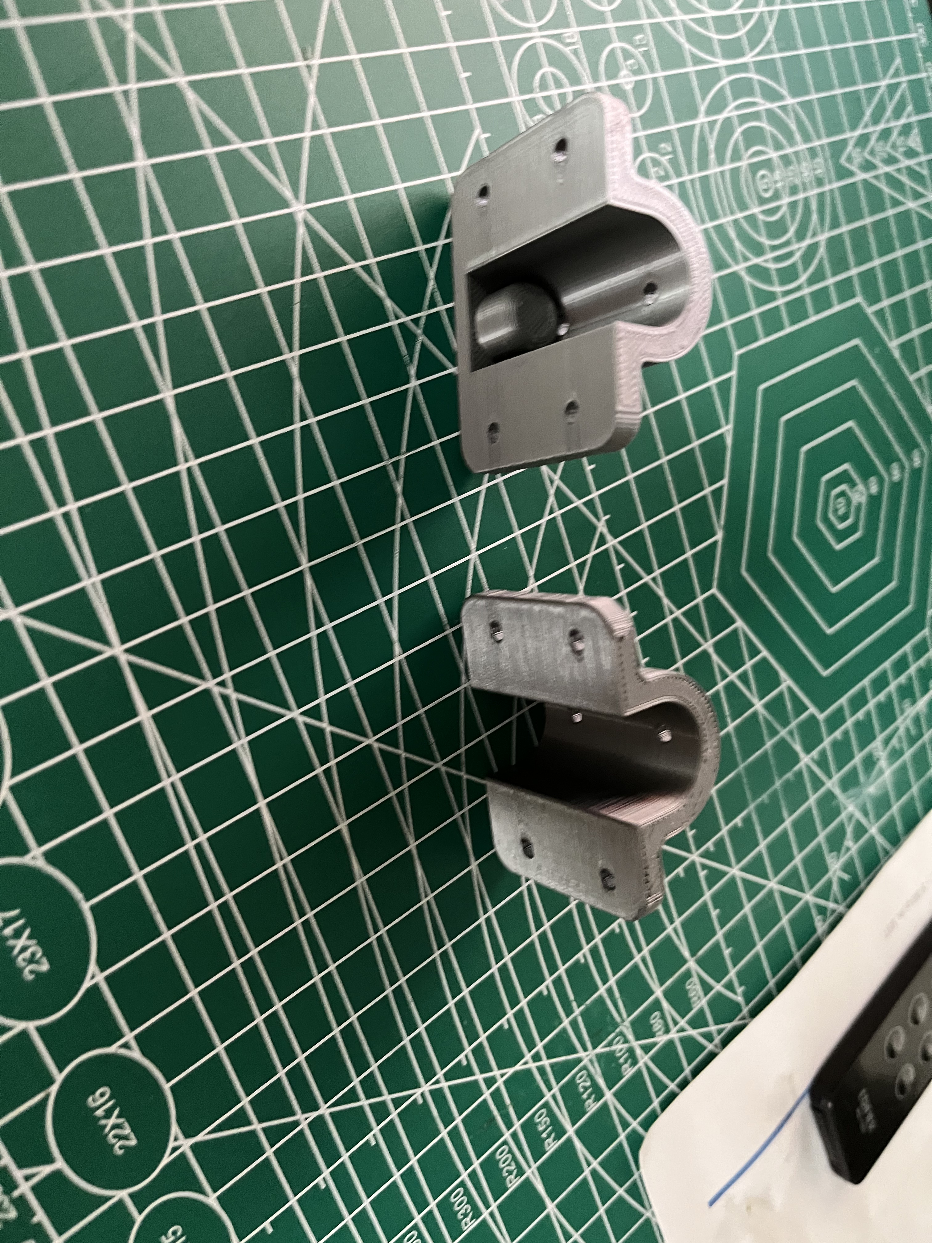 1/2" Pex Holder
